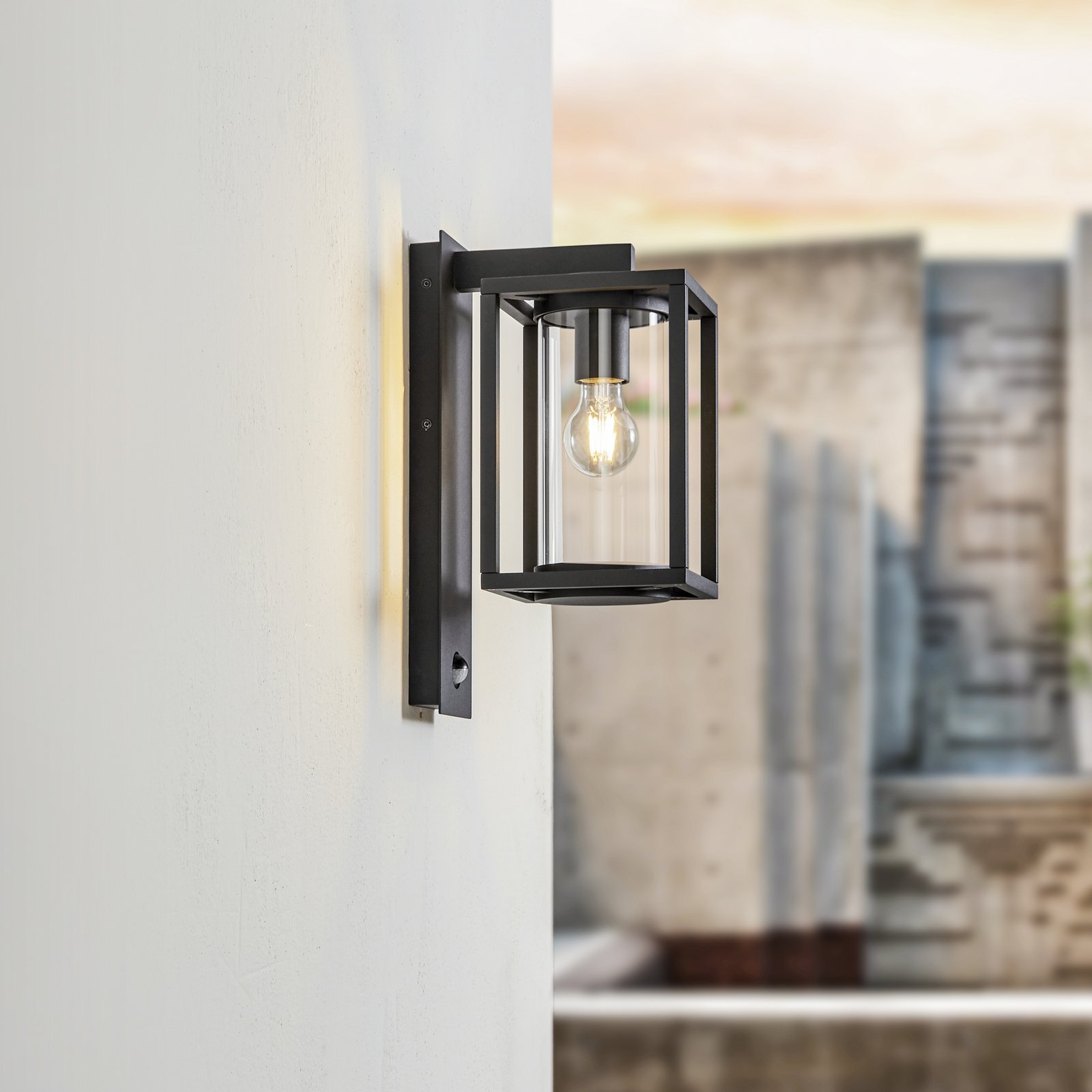 Lucande Ferda sensor outdoor wall lamp, hanging