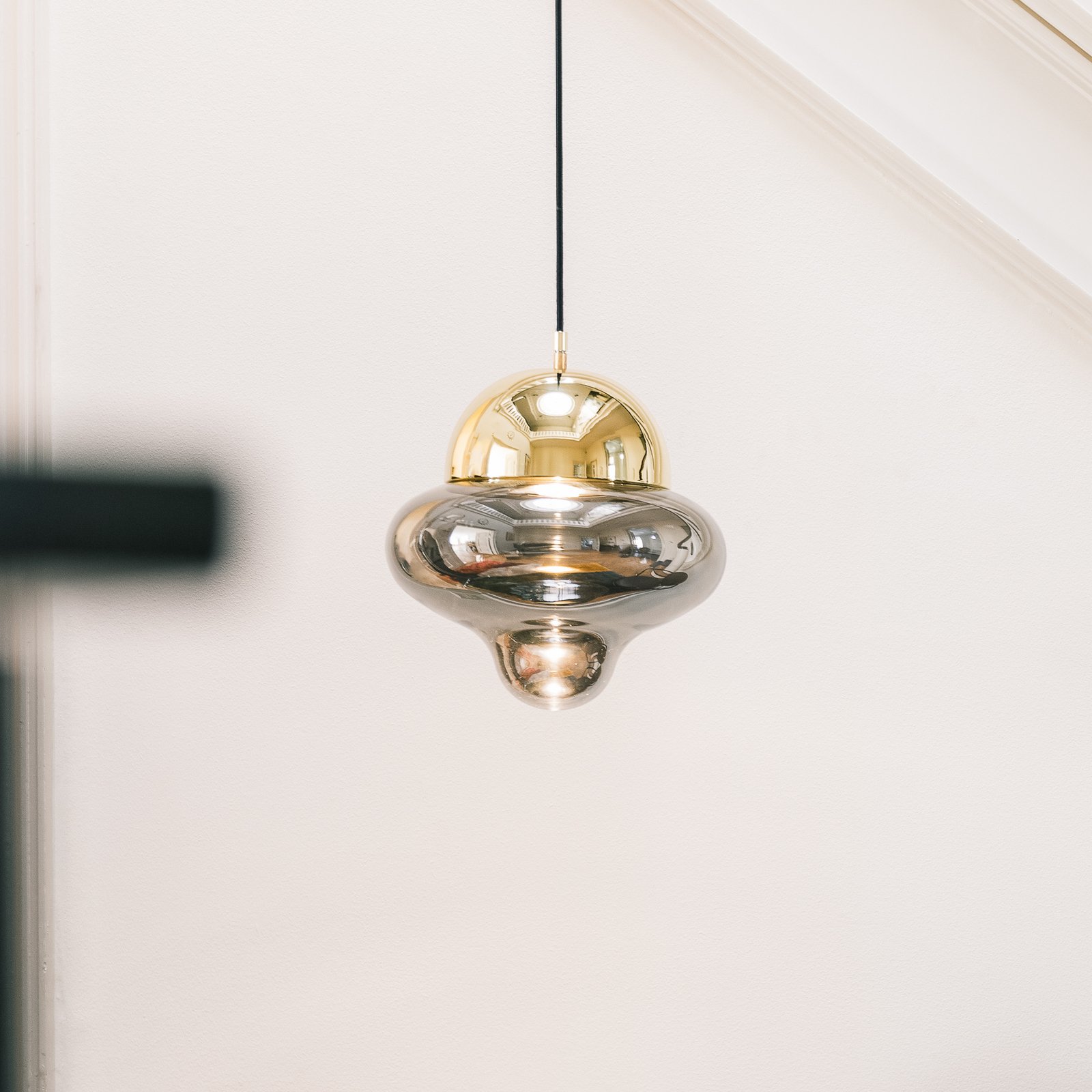 Nutty Suspension Smoke/Gold - Design By Us