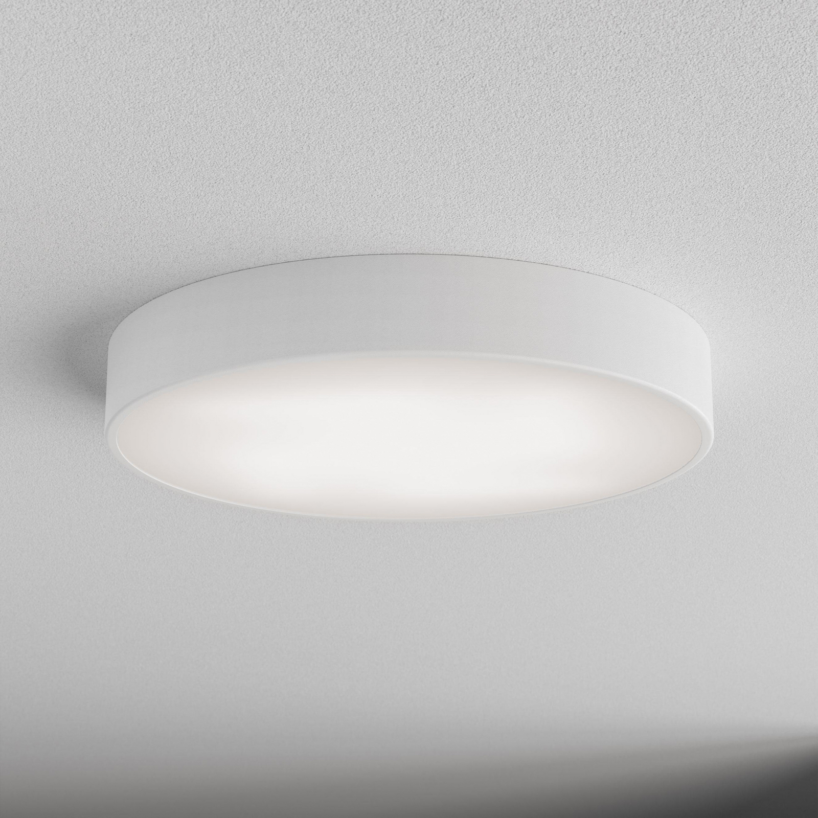 Deckenlampe Cleo 500, weiß, Sensor, IP54, Ø 50 cm, Metall