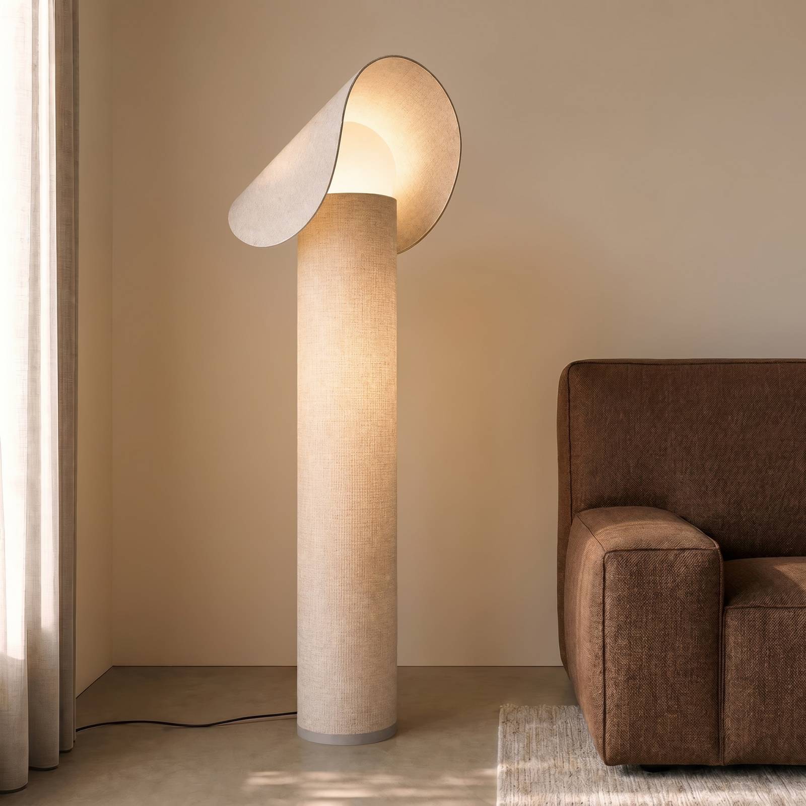 Lampadaire LED Lucande « Sansibar », beige, 110 cm, à intensité variable