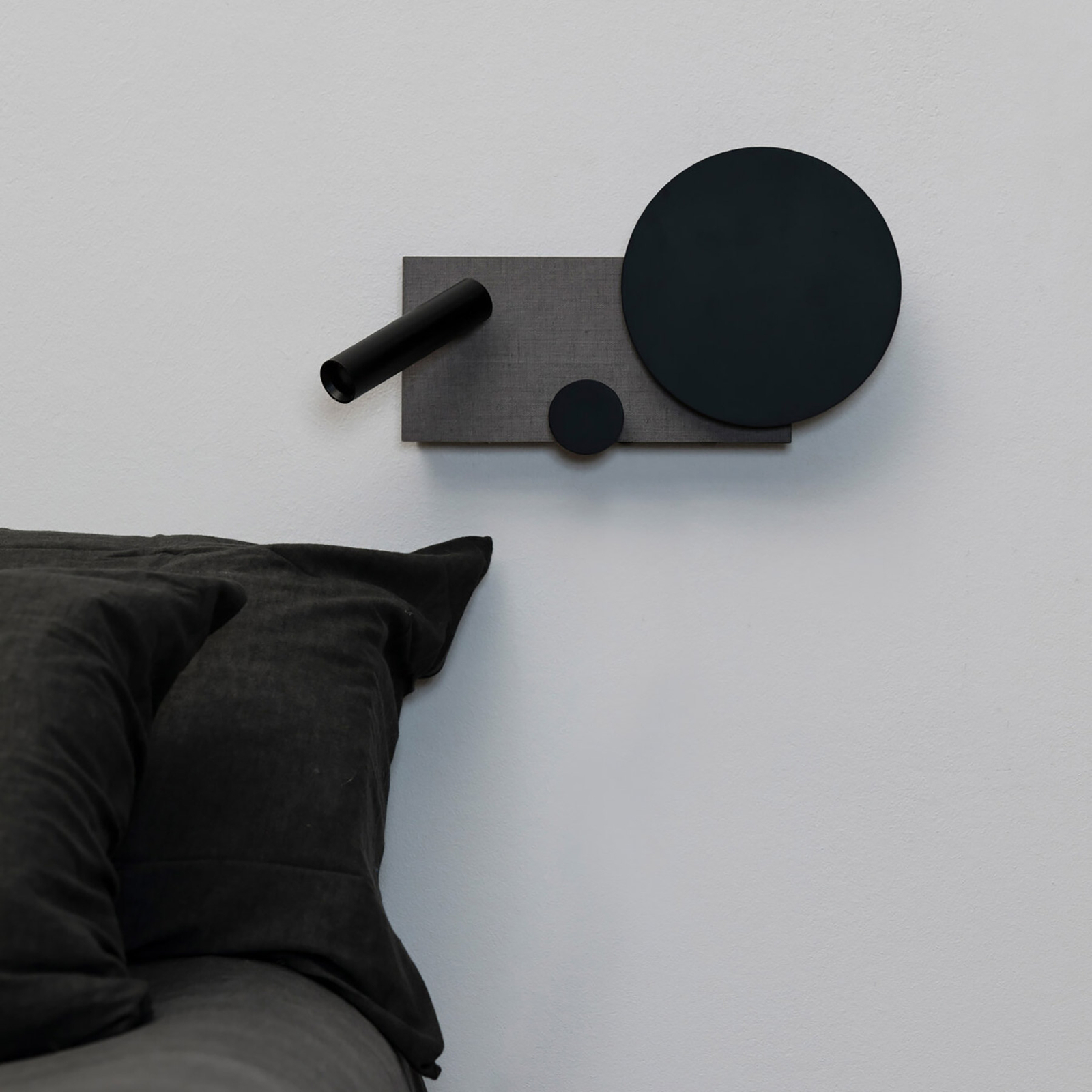 Klee LED wall light, grey, right variant
