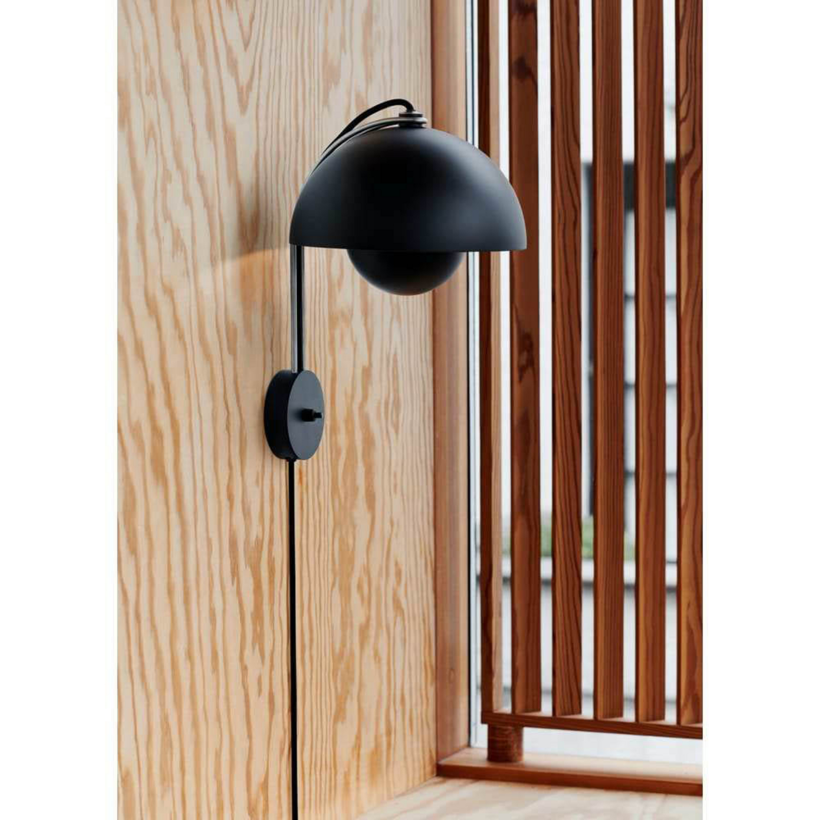 Flowerpot VP8 Wall Lamp Mustard - &Tradition