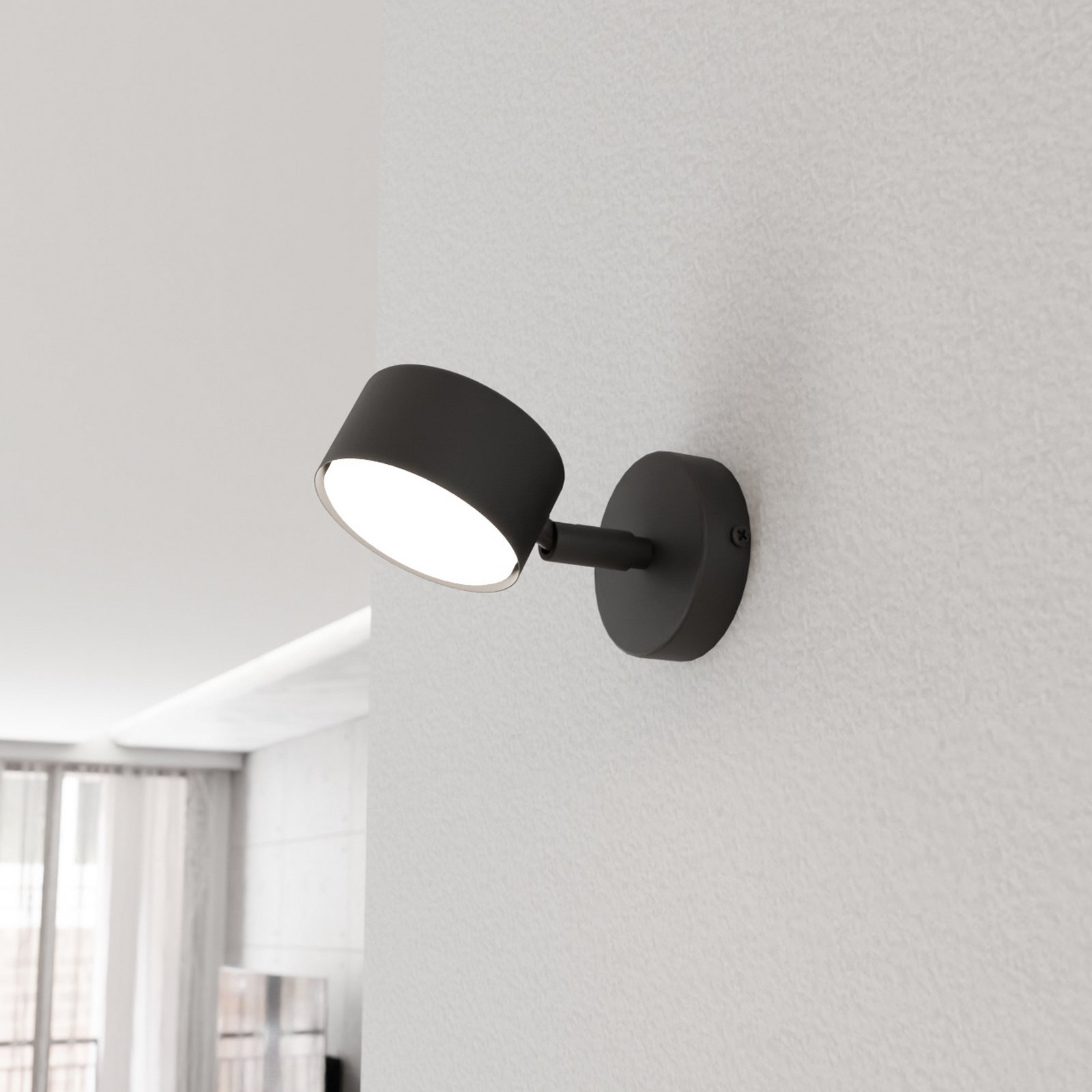 Sora wall spotlight, projection 15 cm, metal