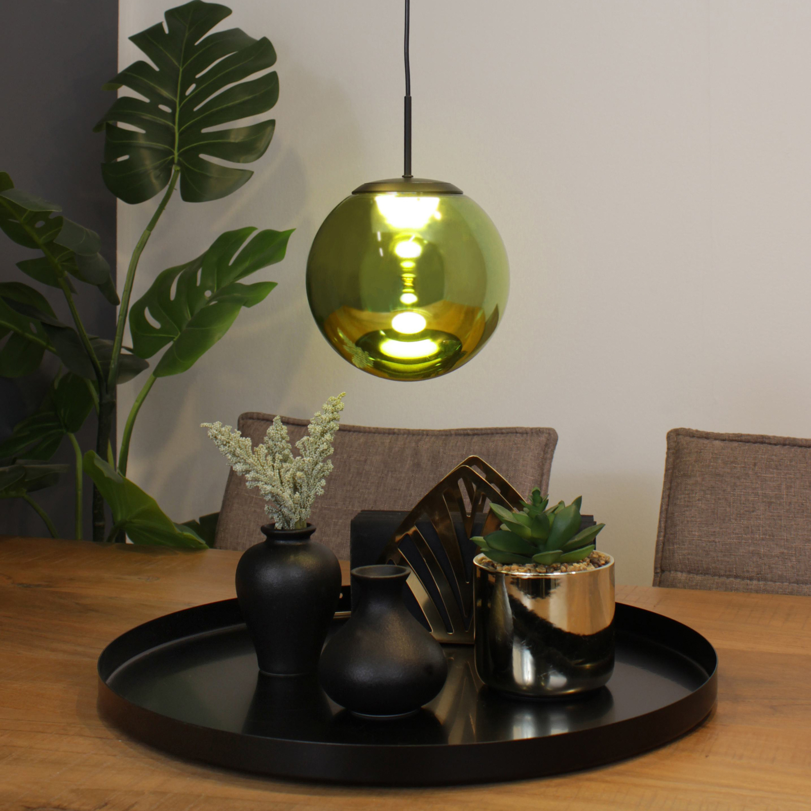 LED pendant light Altaïr, green, Ø 15 cm, glass, 3,000 K