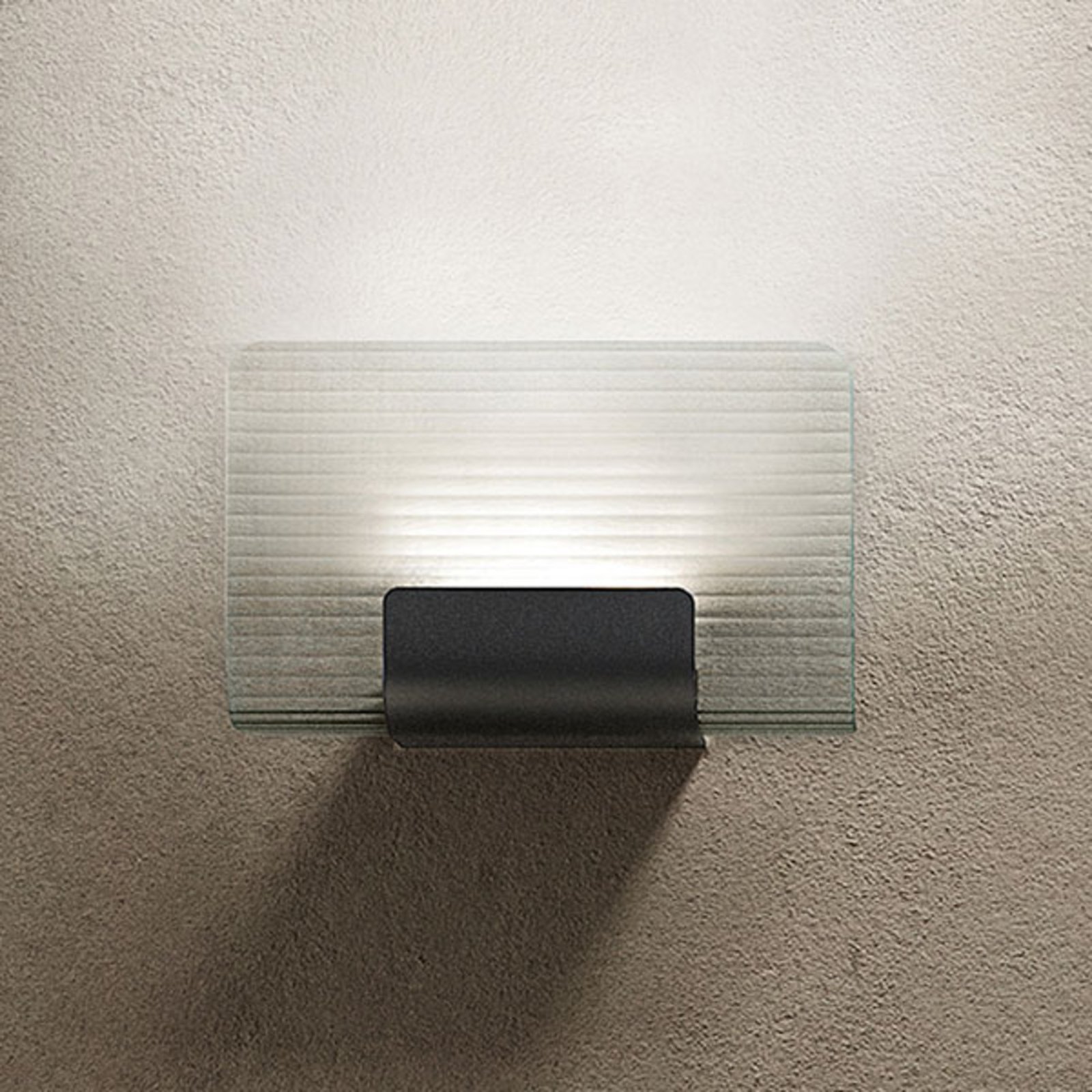 Nami Seinävalaisin Black - KDLN