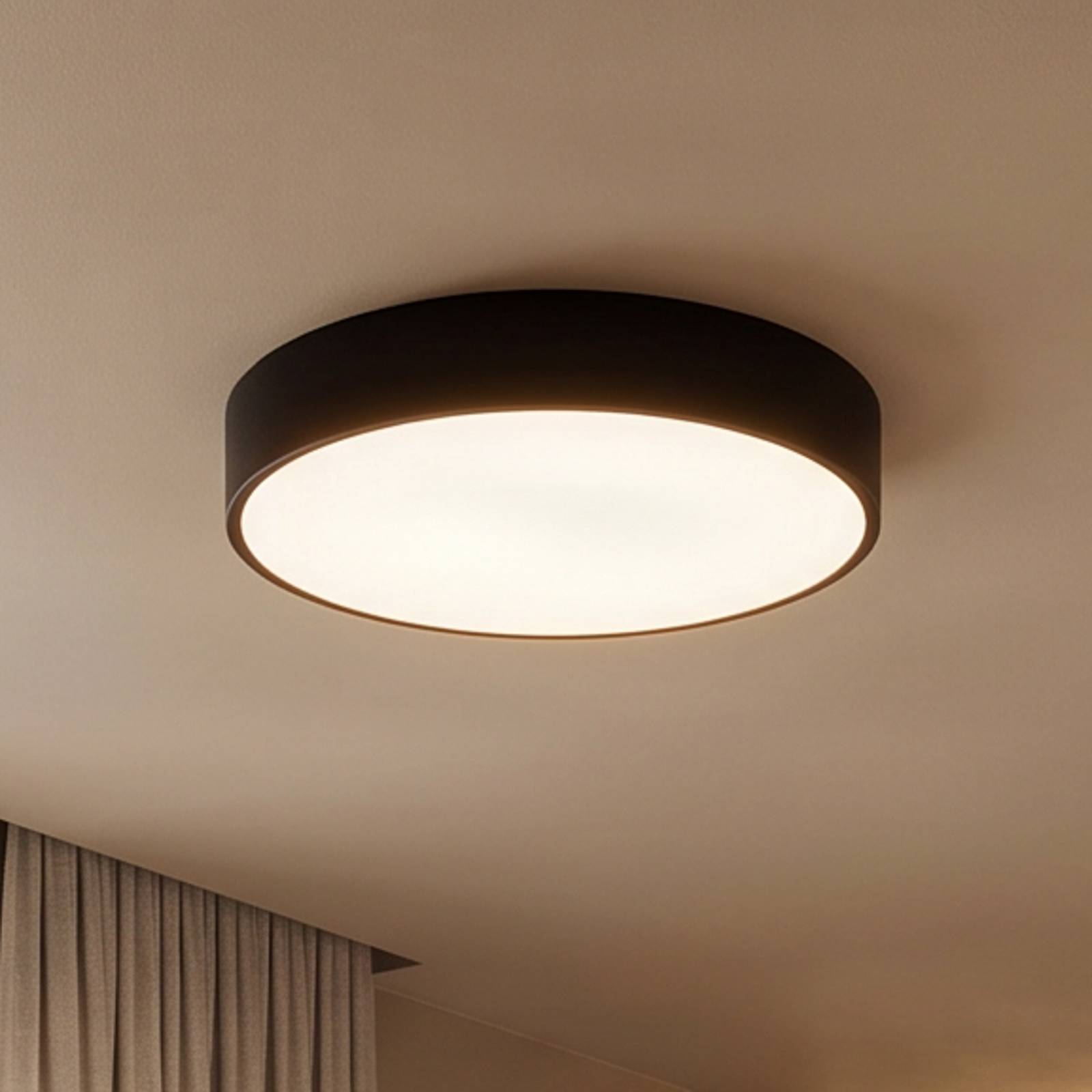 Taklampe Cleo 400, IP54, Ø 40 cm svart