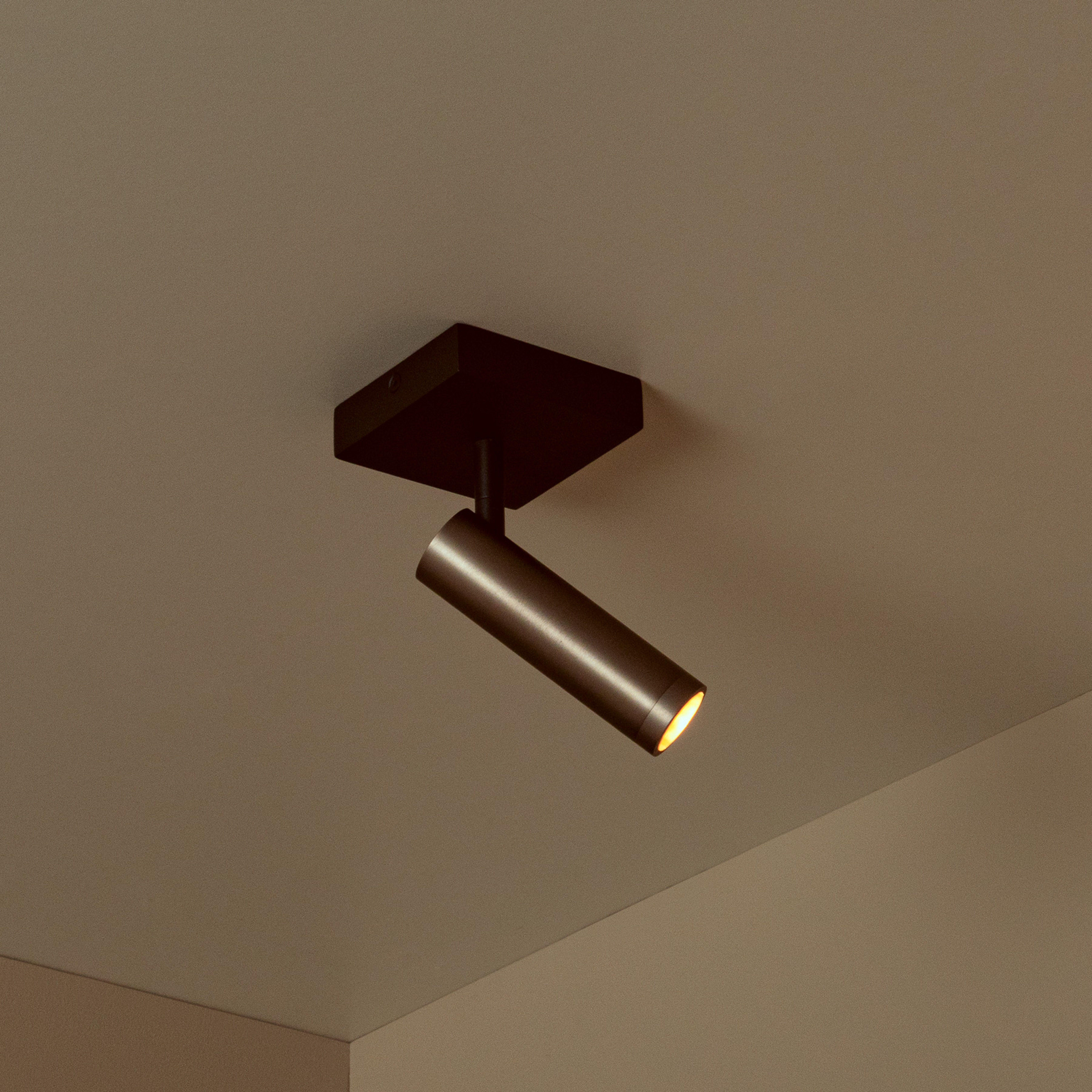 Spot pour plafond Grado, longueur 10 cm, gris, métal