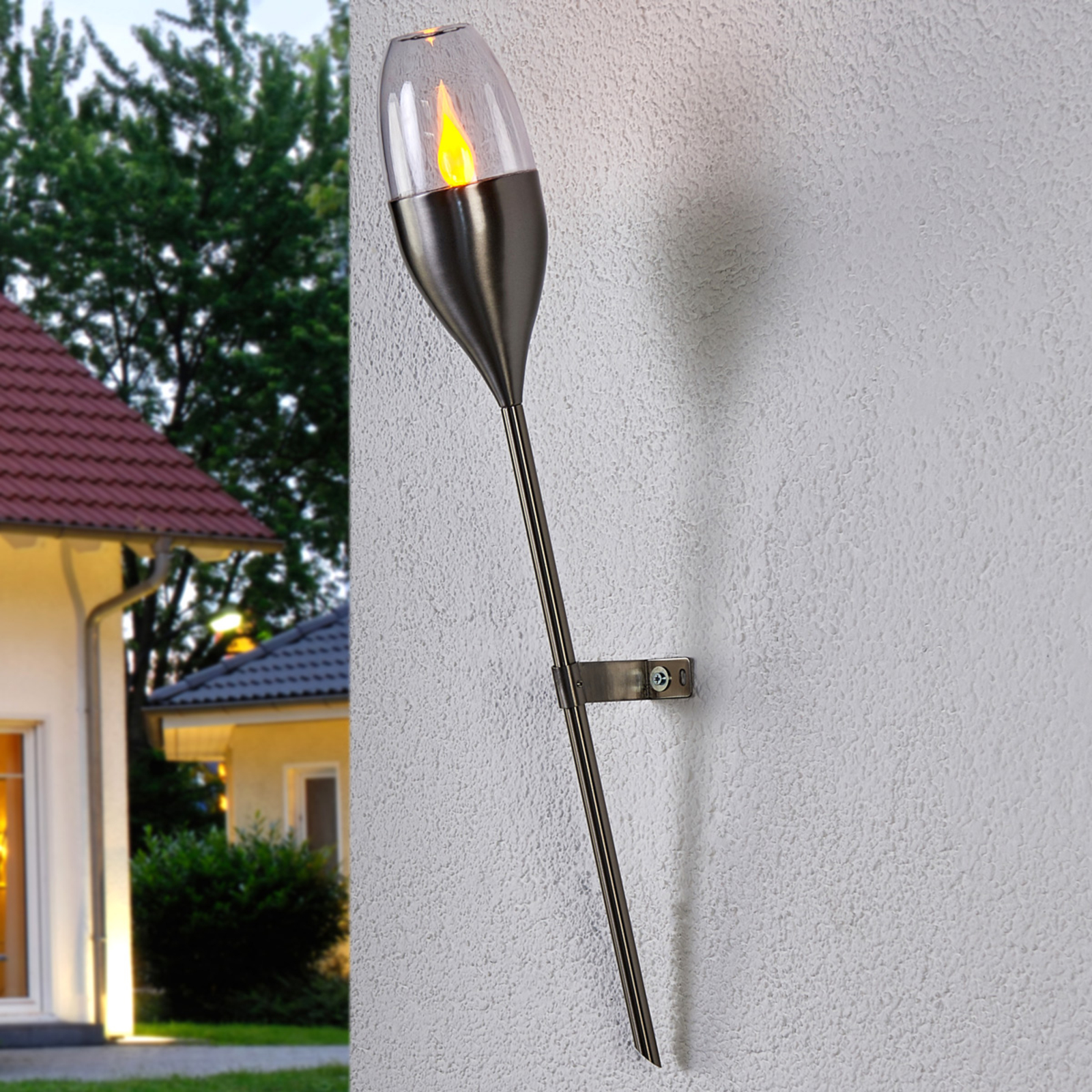 Wandlamp op zonne-energie met flikkerende LED | Lampen24.nl