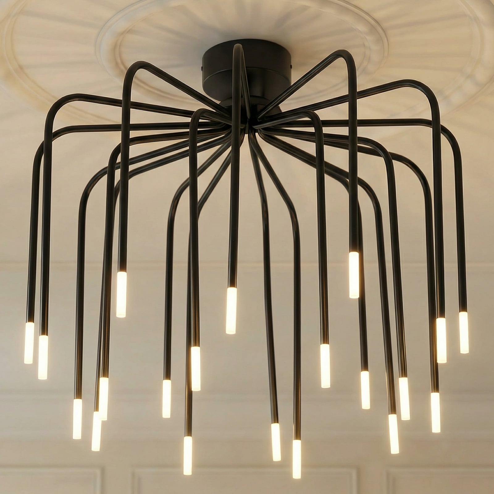 Lucande LED-taklampe Ariadne, Ø57 cm, matt svart, 20 lys