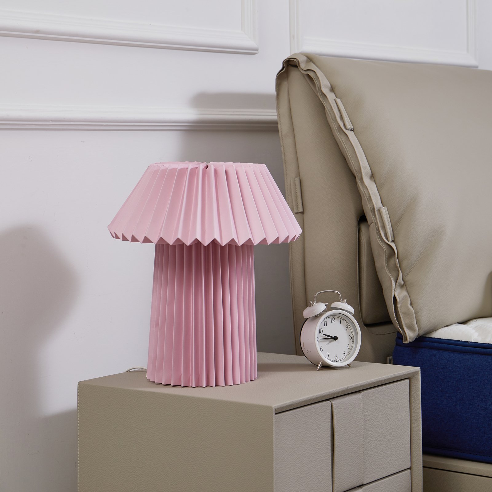 Lámpara de mesa Lindby Magali, rosa, papel, Ø 34 cm, E14