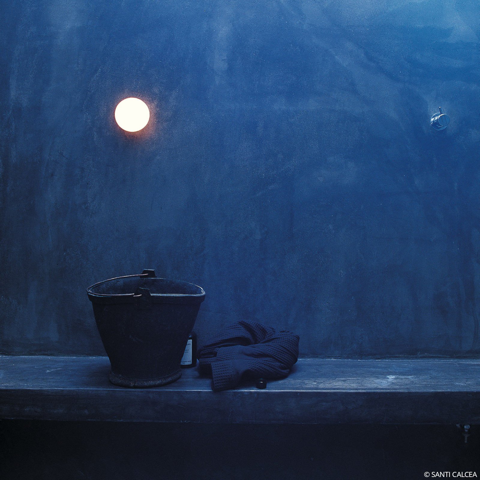 FLOS Mini Glo-Ball Lustră/aplică de perete alb/opal - Camera de zi / sufragerie - Design - Sticlă