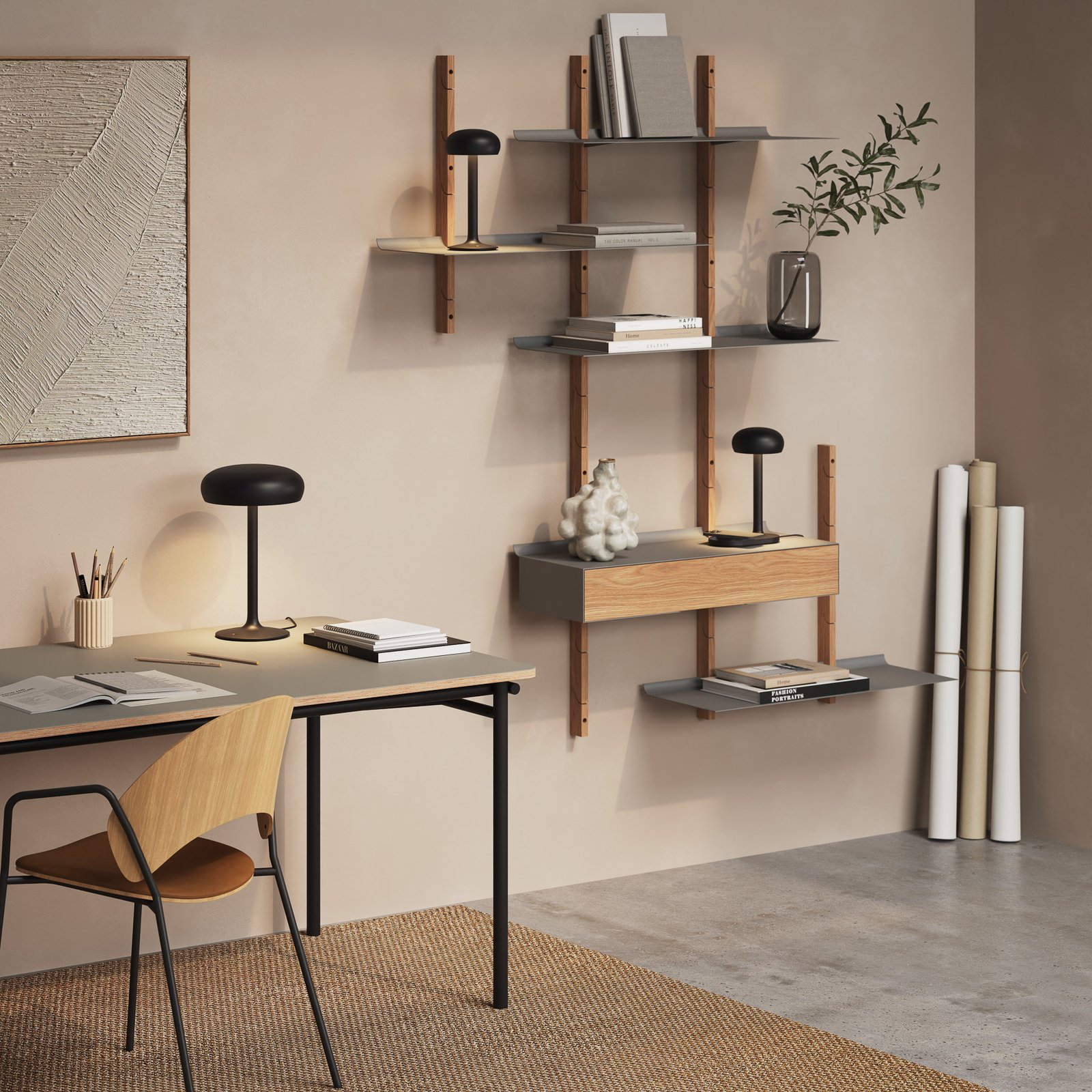 Emendo Tischleuchte w/Qi Wireless Charging Black - Eva Solo