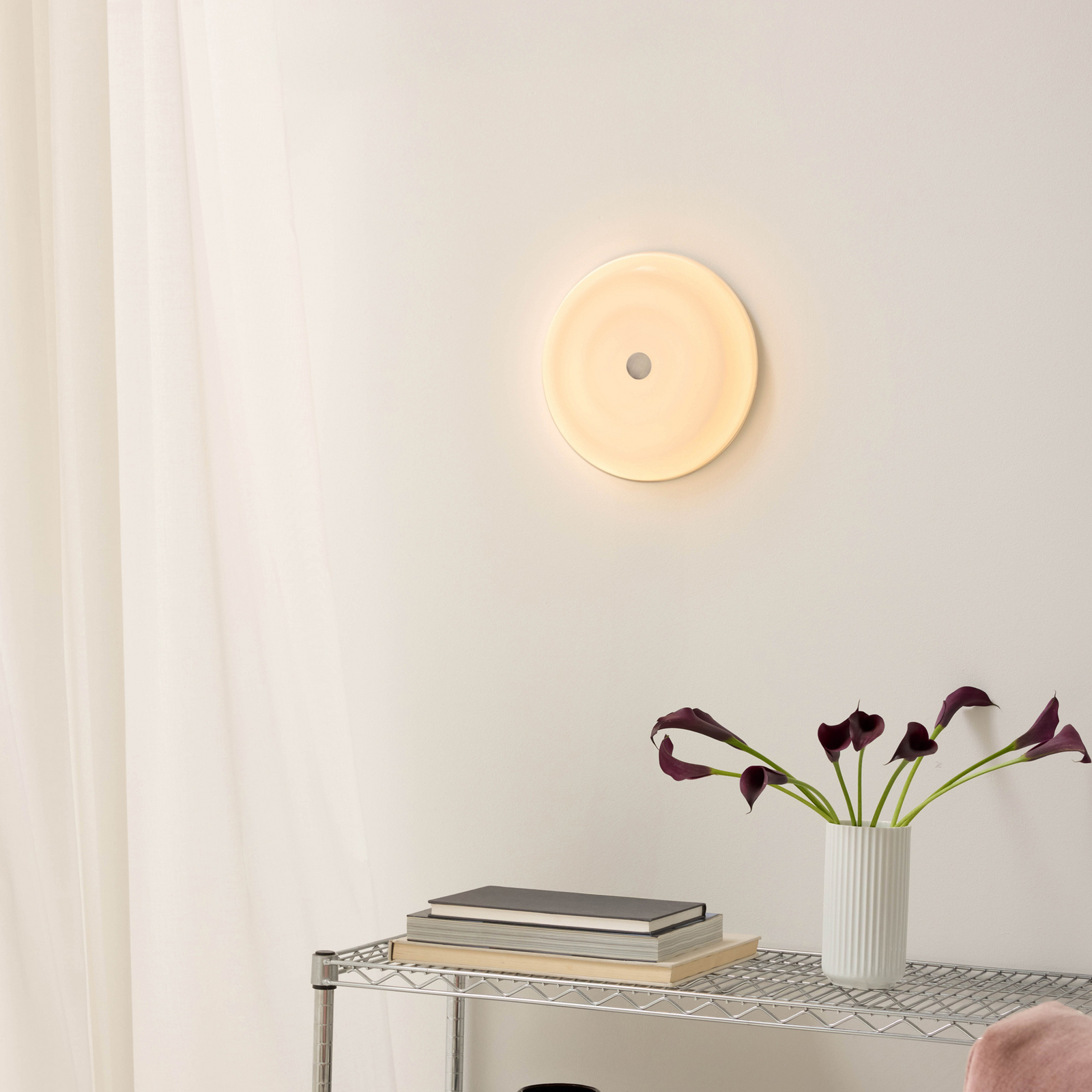 WAVE LED-kattovalaisin, opaali-lasi Ø 30 cm, stepdim - Halo Design WAVE LED-kattovalaisin, opaali-lasi Ø 30 cm, stepdim - Halo Design