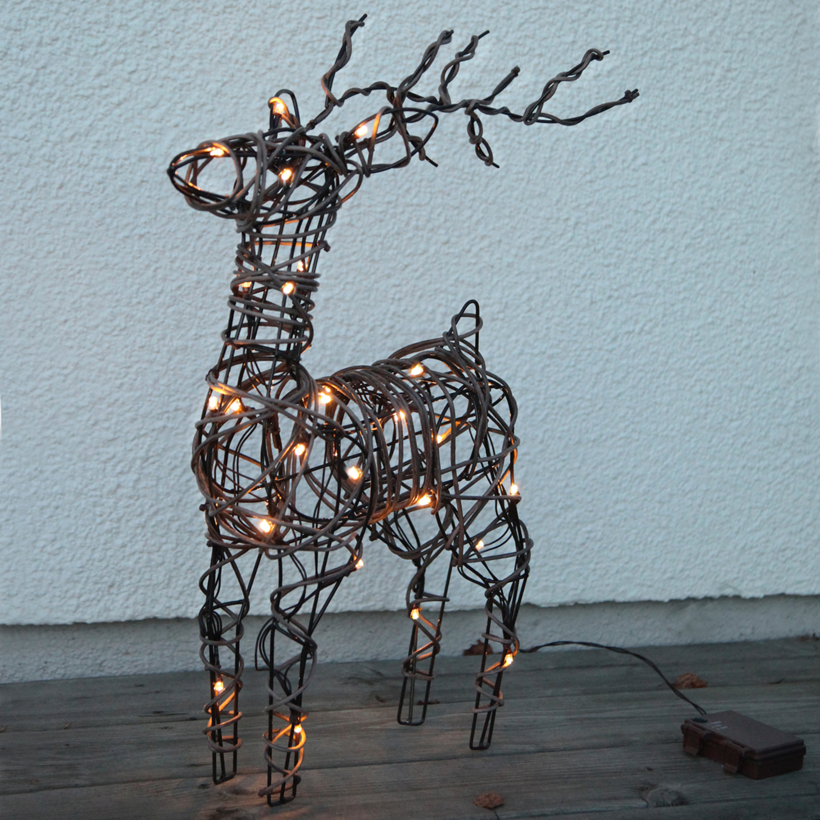 Adorno exterior LED Deer, diseño mimbre marrón