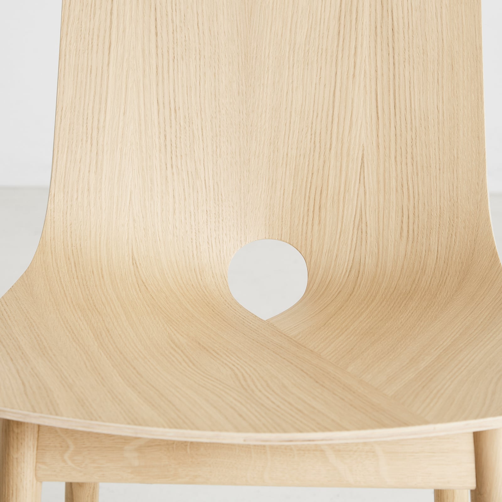 Chaise Mono, bois clair, hauteur 78 cm, chêne - Woud