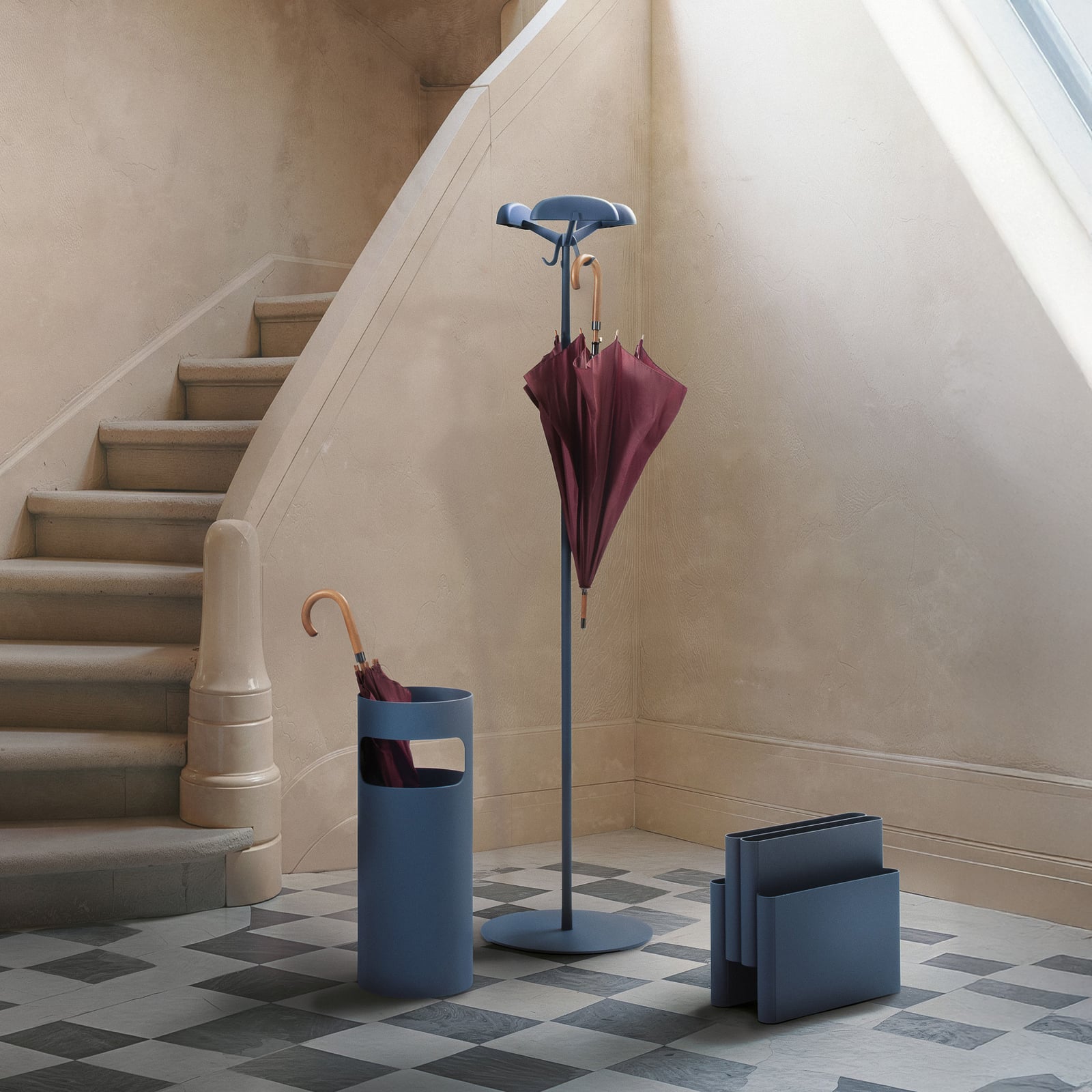 Regenschirmhalter, blau, Höhe 60 cm - Kartell