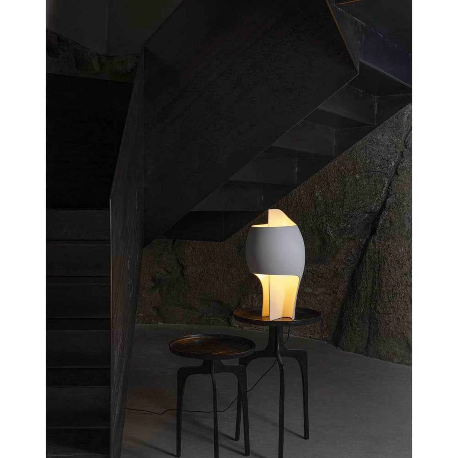 Grande B Table Lamp Gypsum/Aluminium - DCW