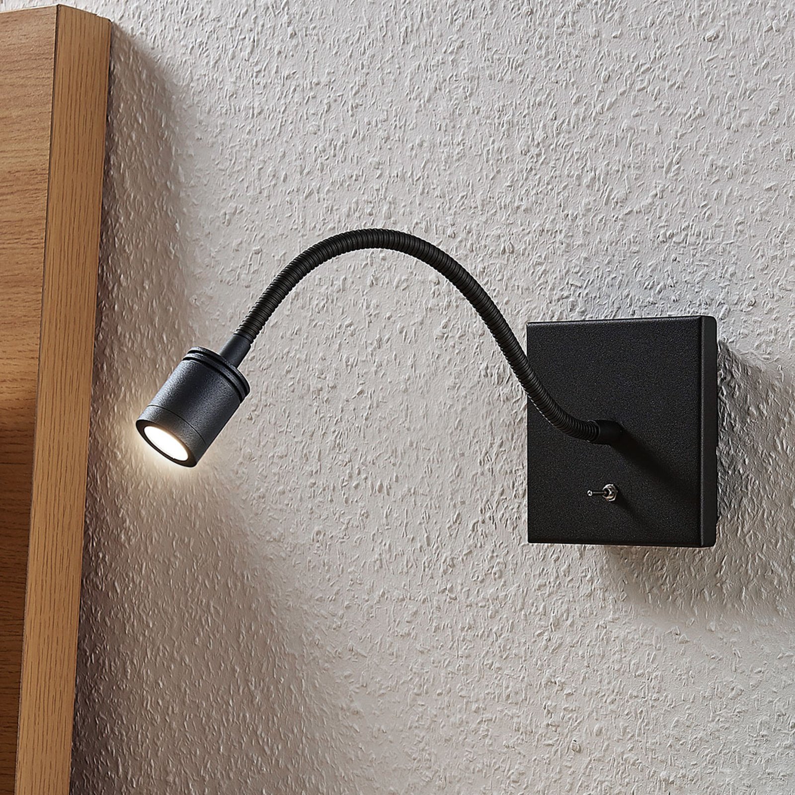 LED-vägg-läslampa Mayar med flexarm, svart