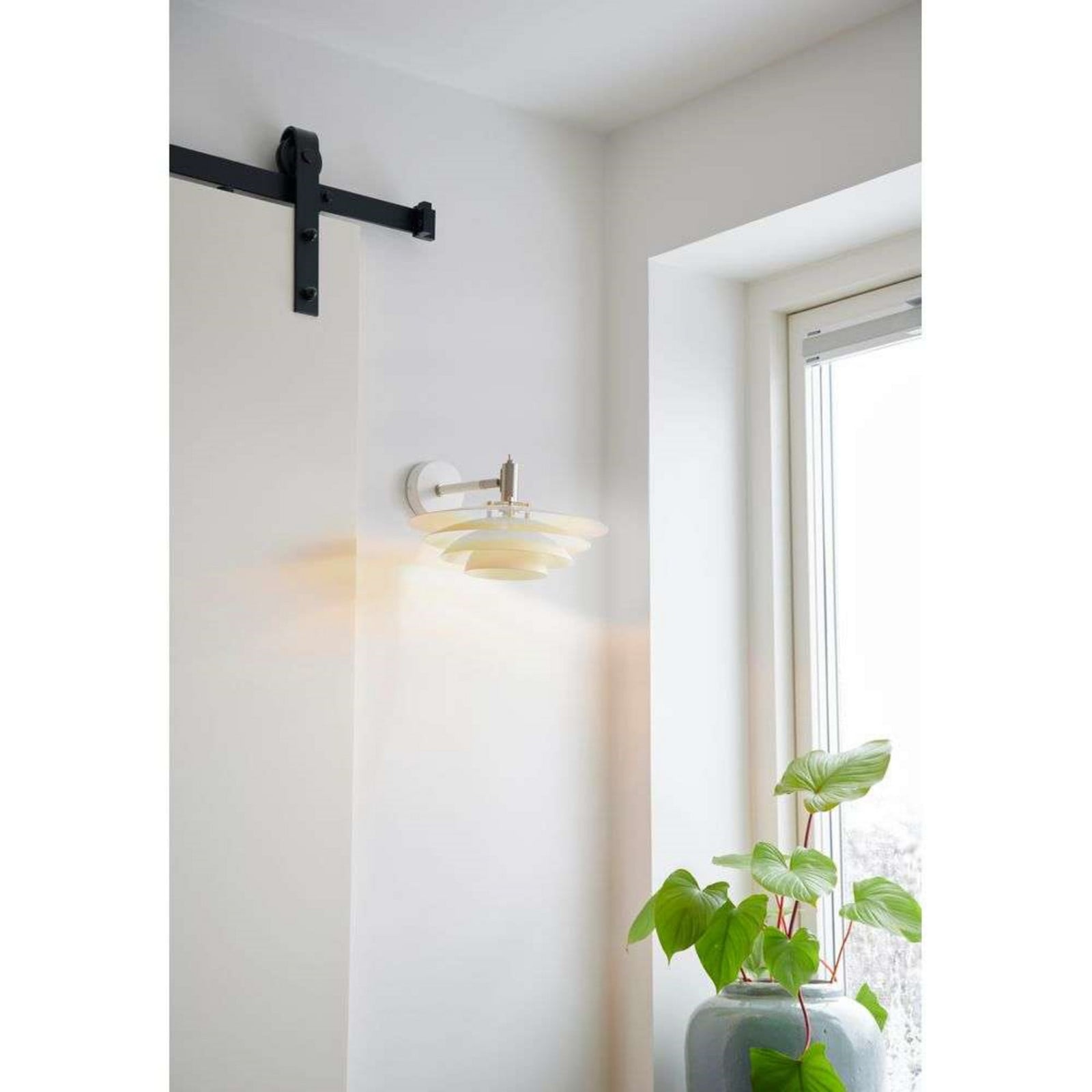 Bretagne V&auml;gglampa White Nordlux - Metall