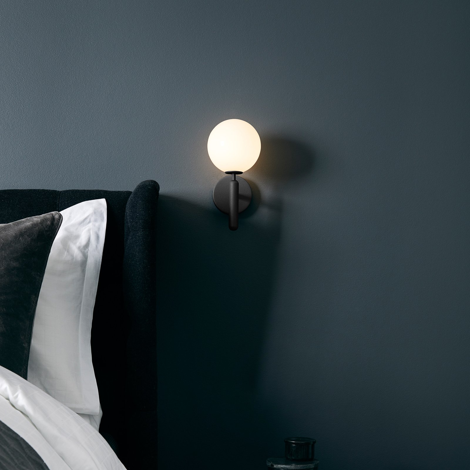 Miira Aplică de Perete Rock Grey/Opal White - Nuura