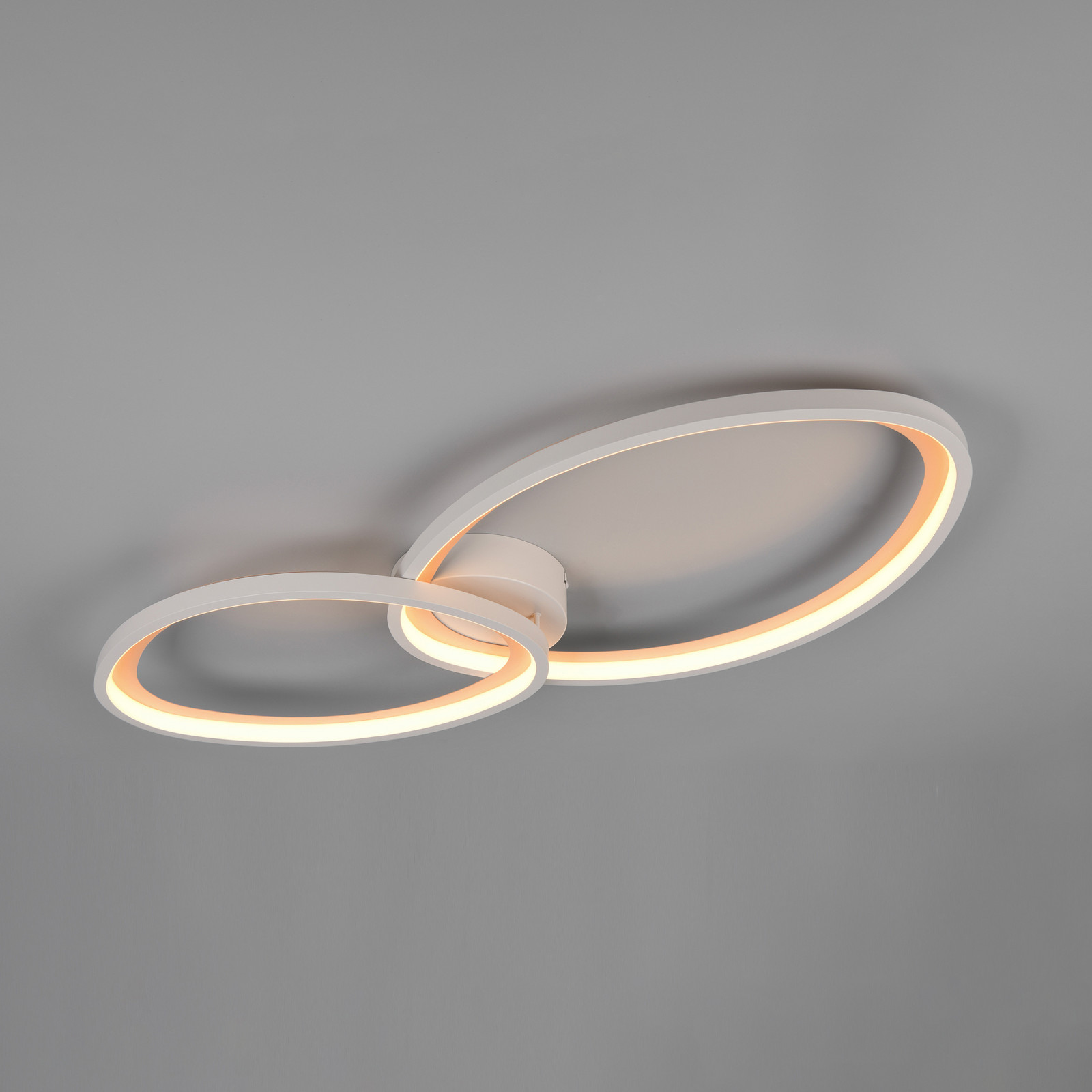 Trio Lighting LED таванна лампа „Sivo“, дължина 84 см, матово бяло, метал, CCT