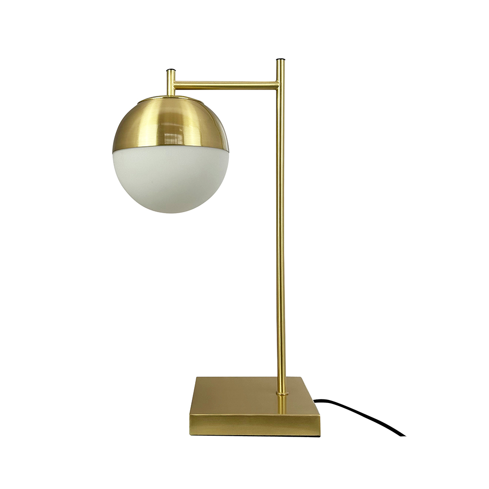 Caen Bordlampe Messing/Hvit - DybergLarsen