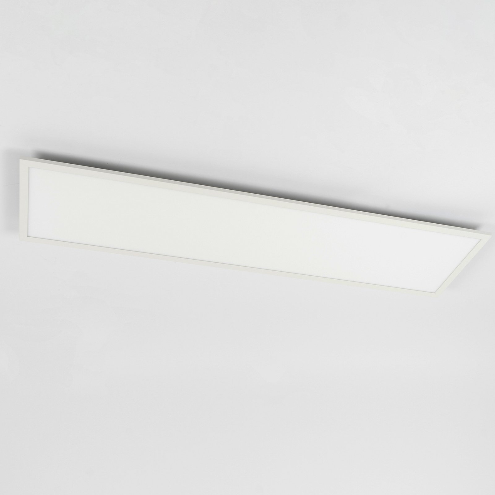 Luay LED Ceiling Lamp 3000-6000K 30x120 White - Lindby