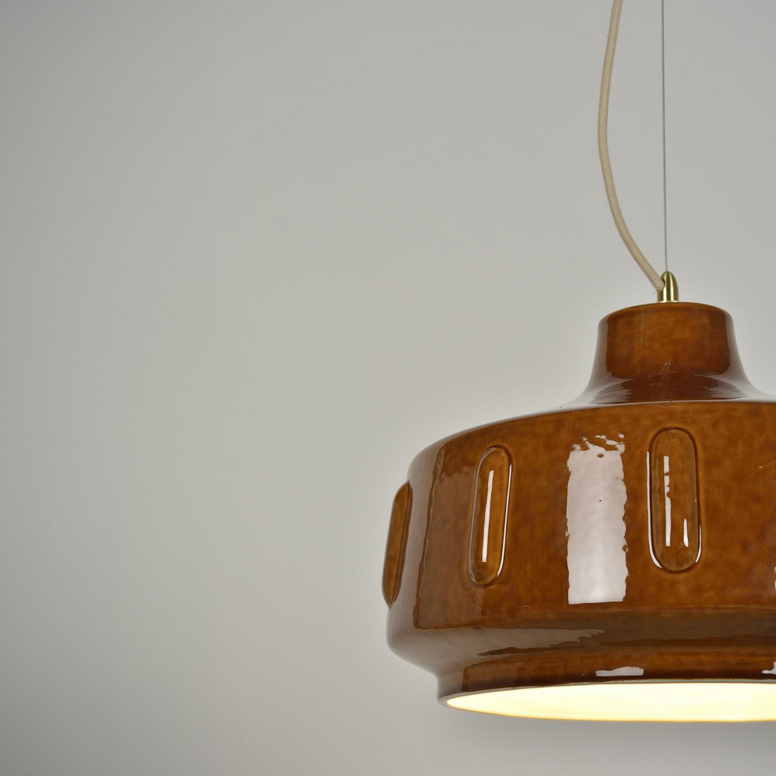 Jimmy Hängelampe Ø 38 cm, braun Keramik - MARKET SET Jimmy Hängelampe Ø 38 cm, braun Keramik - MARKET SET