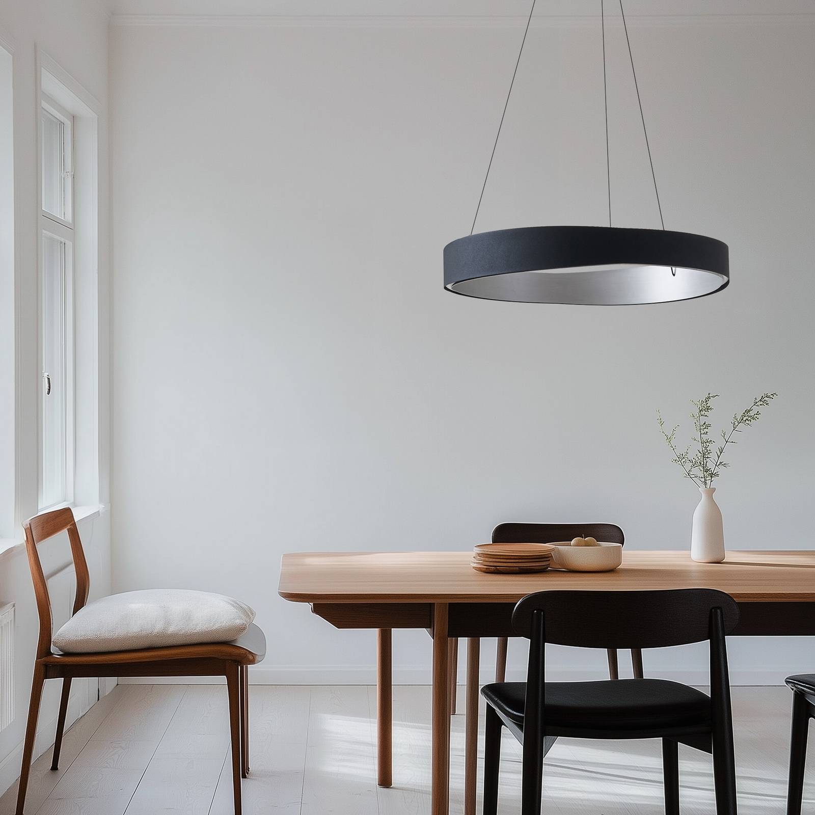 Żyrandol LED Lucande Daelor, czarna/aluminium, CCT, ściemniany