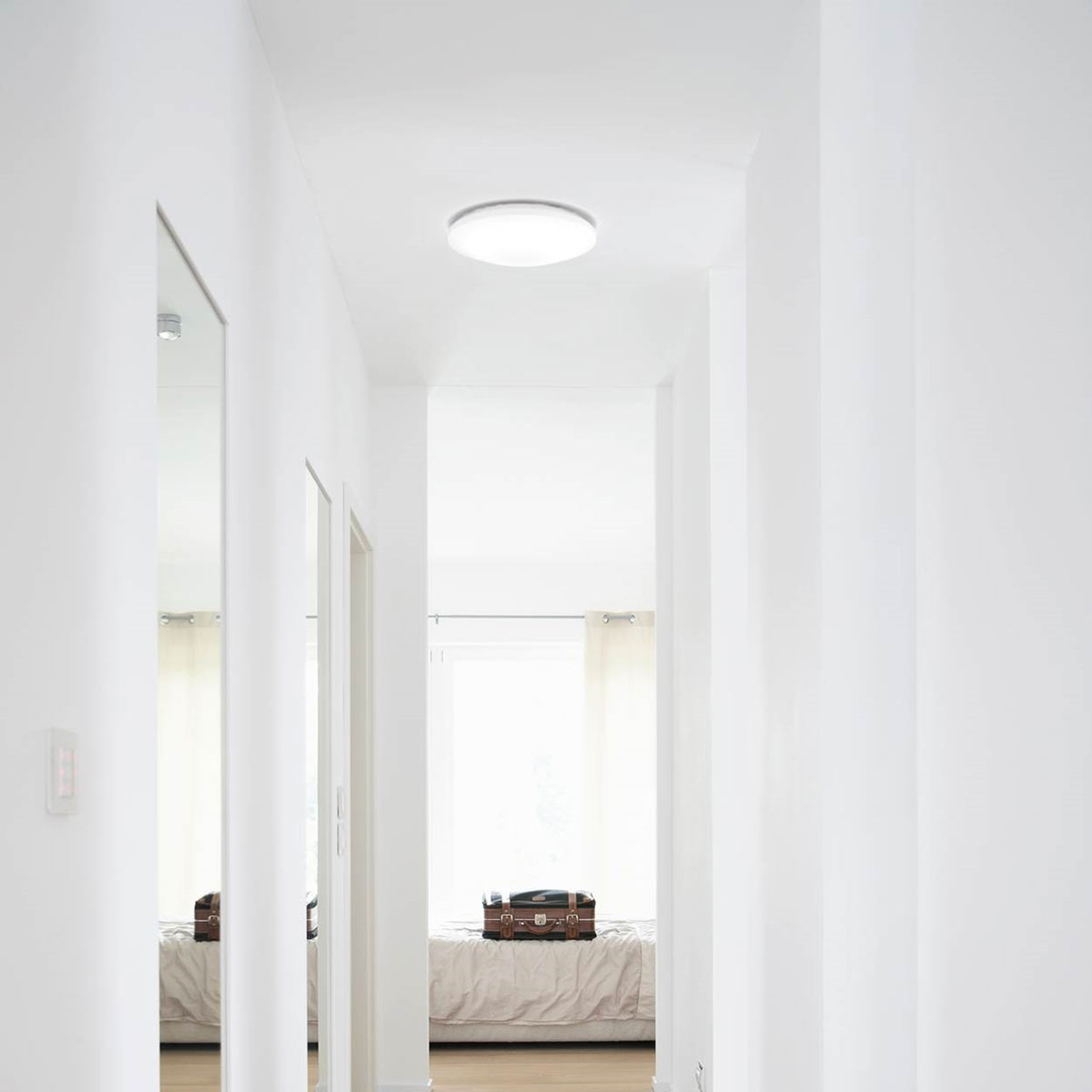 LEDVANCE Orbis Pure LED ceiling light