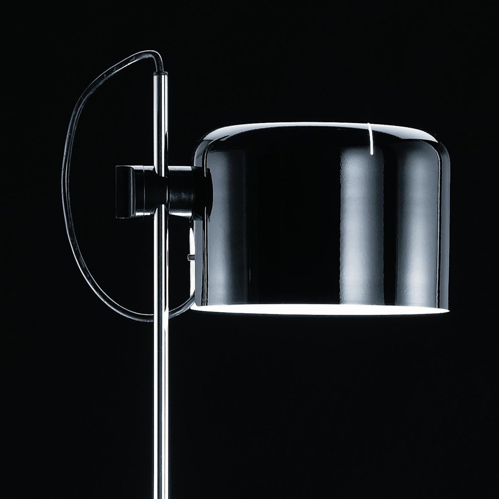 Oluce Coupé - timeless design floor lamp