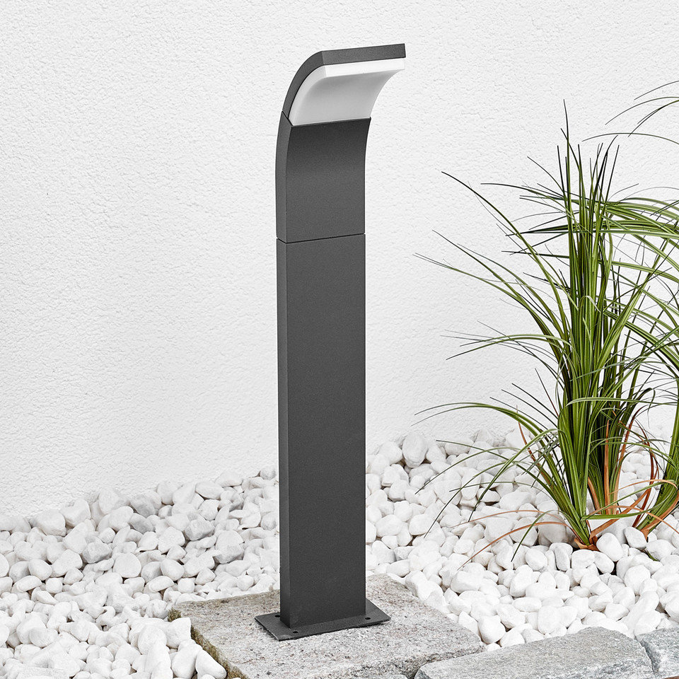 Lucande Timm Utomhus Trädgårdslampa H60, svart från Lucande