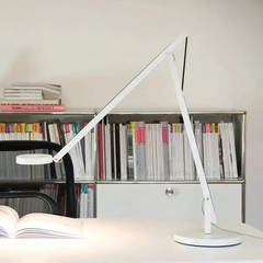 Rotaliana String T1 DTW de mesa LED plata, negro