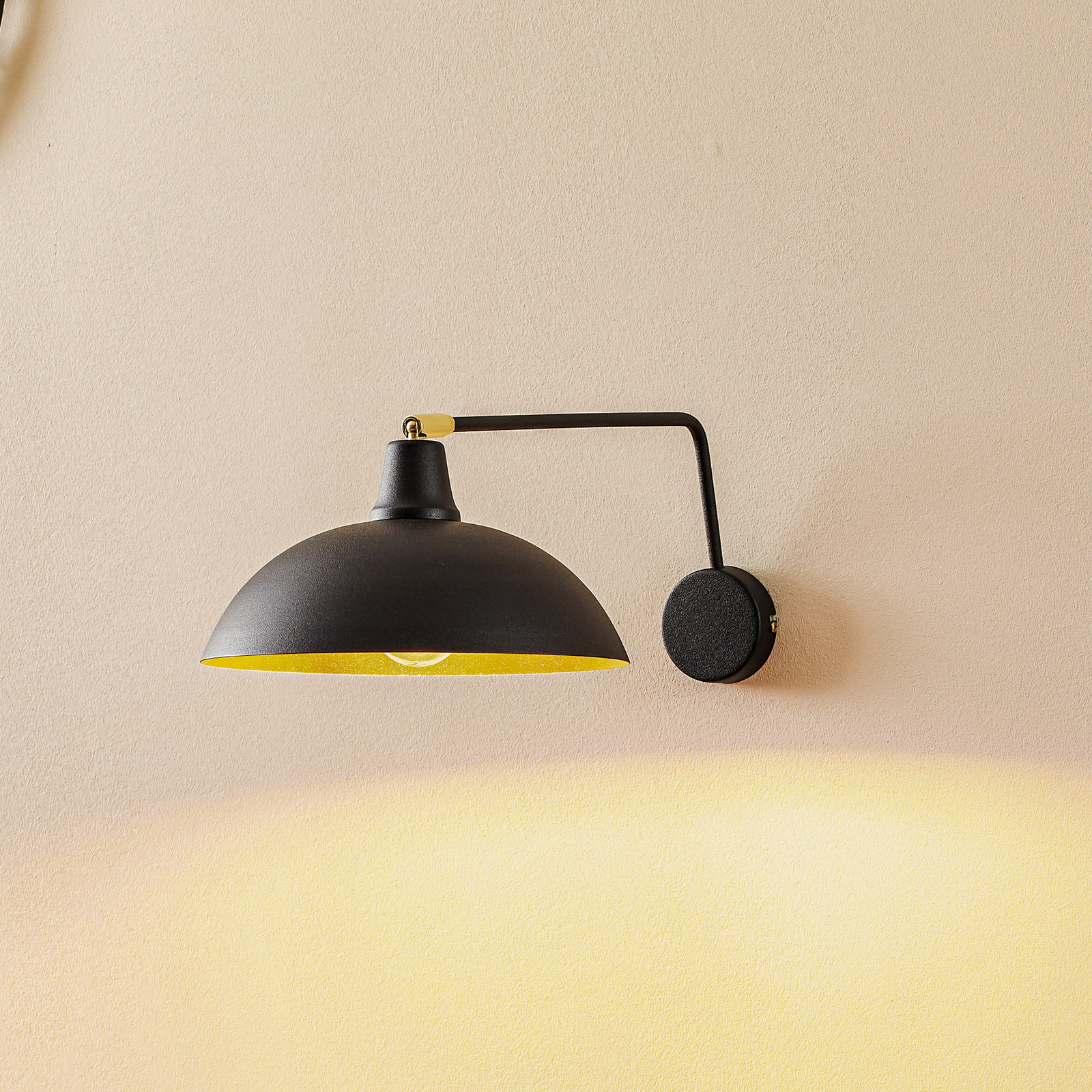 Applique 1036 à 1 lampe, noire-dorée