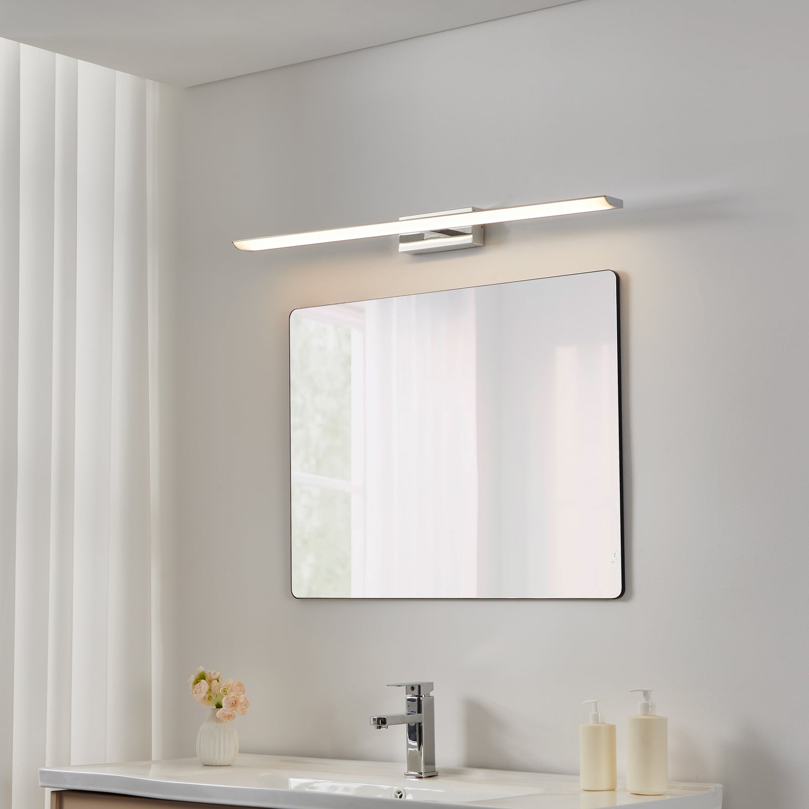 EGLO connect Smart LED zrkadlo svetlo Tabiano-Z, 90,5 cm, chróm EGLO connect Smart LED zrkadlo svetlo Tabiano-Z, 90,5 cm, chróm