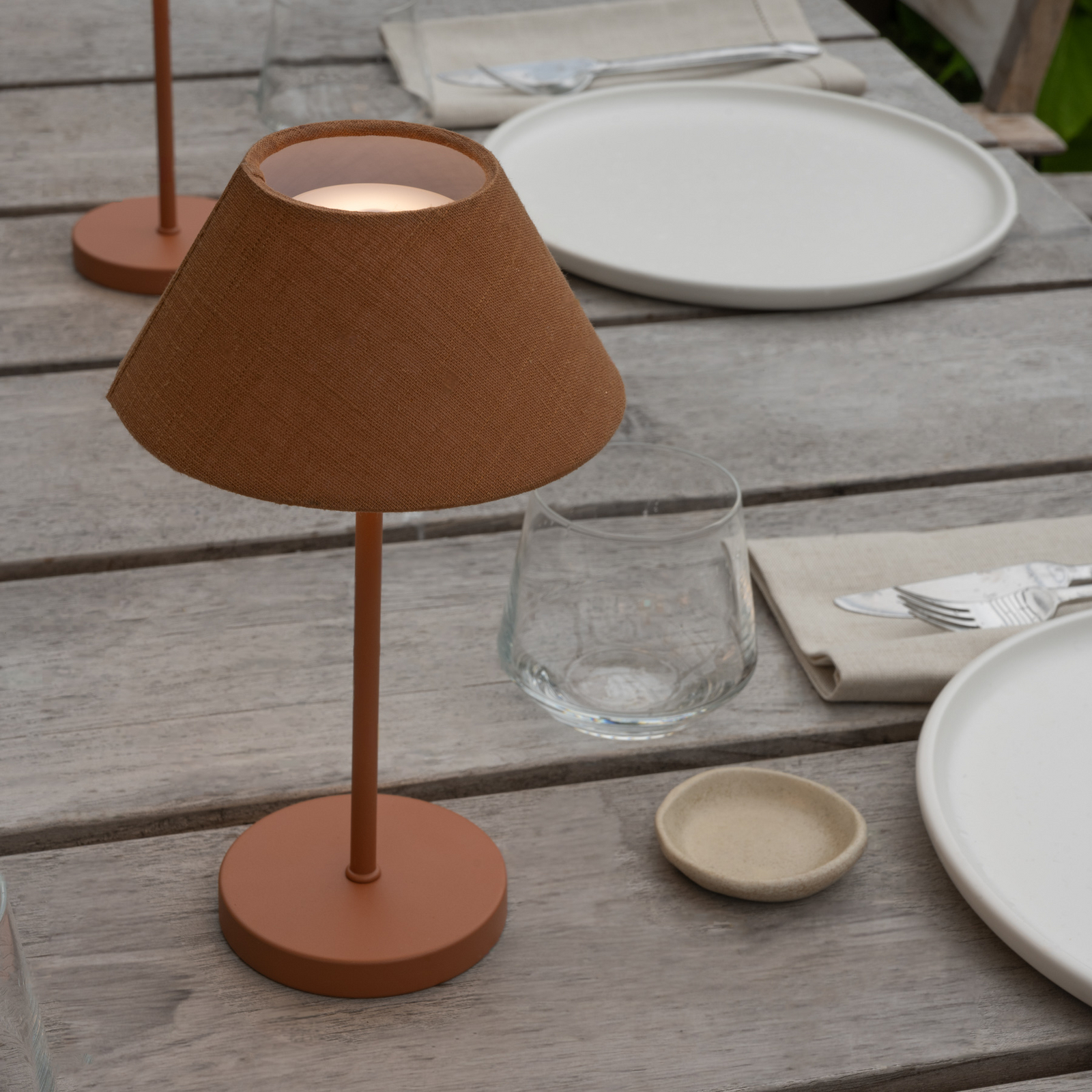Teya LED rechargeable table lamp, terracotta, 26cm, IP44 - Watt & Veke