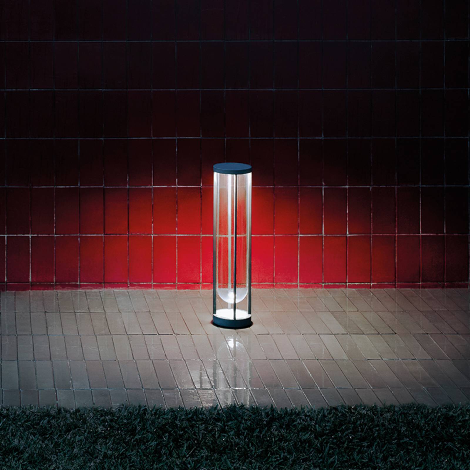 FLOS In Vitro Bollard 2, 2700 K, 60 cm, jasnozielony