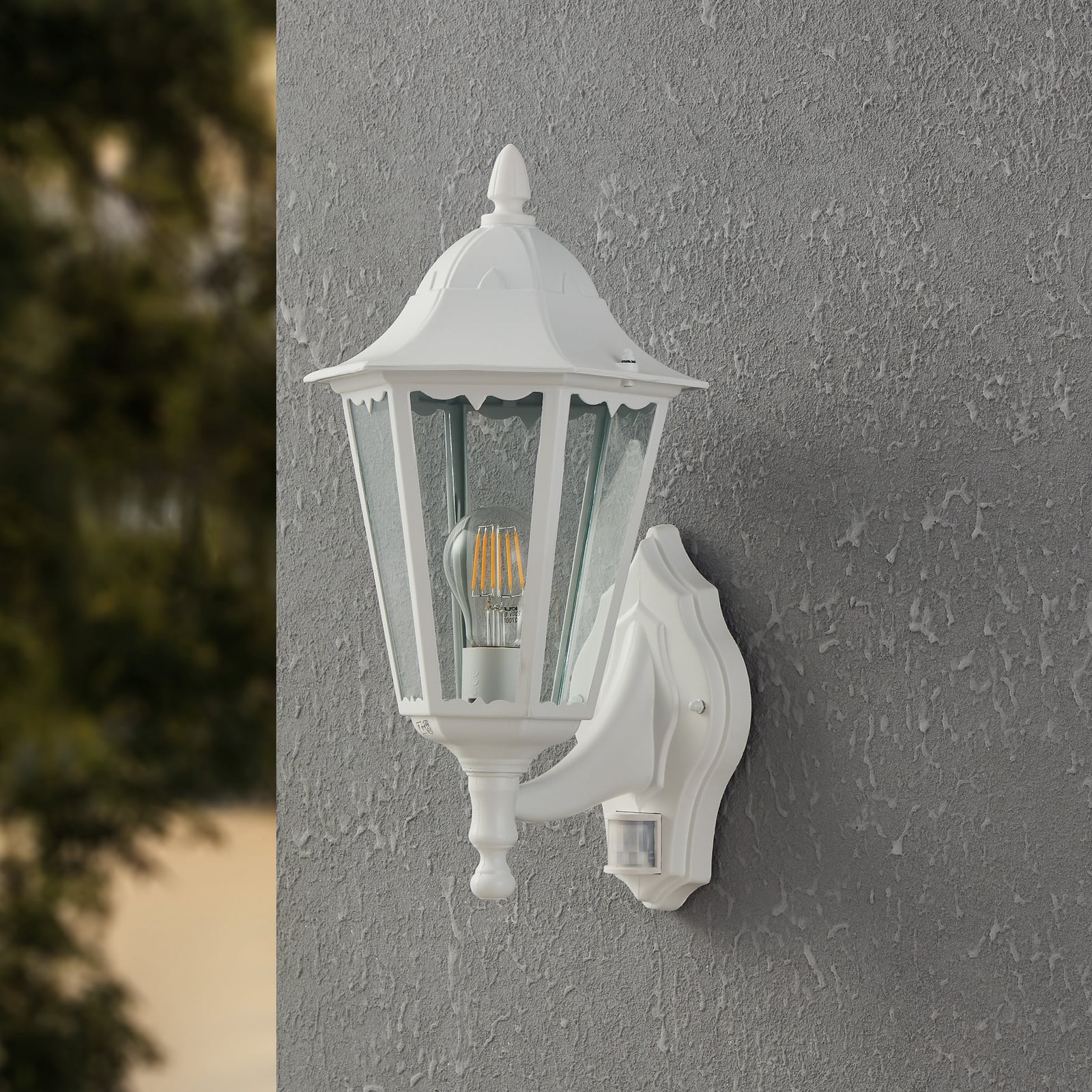 Außenwandlampe Navedo, weiß, Höhe 42 cm, Metall, Sensor