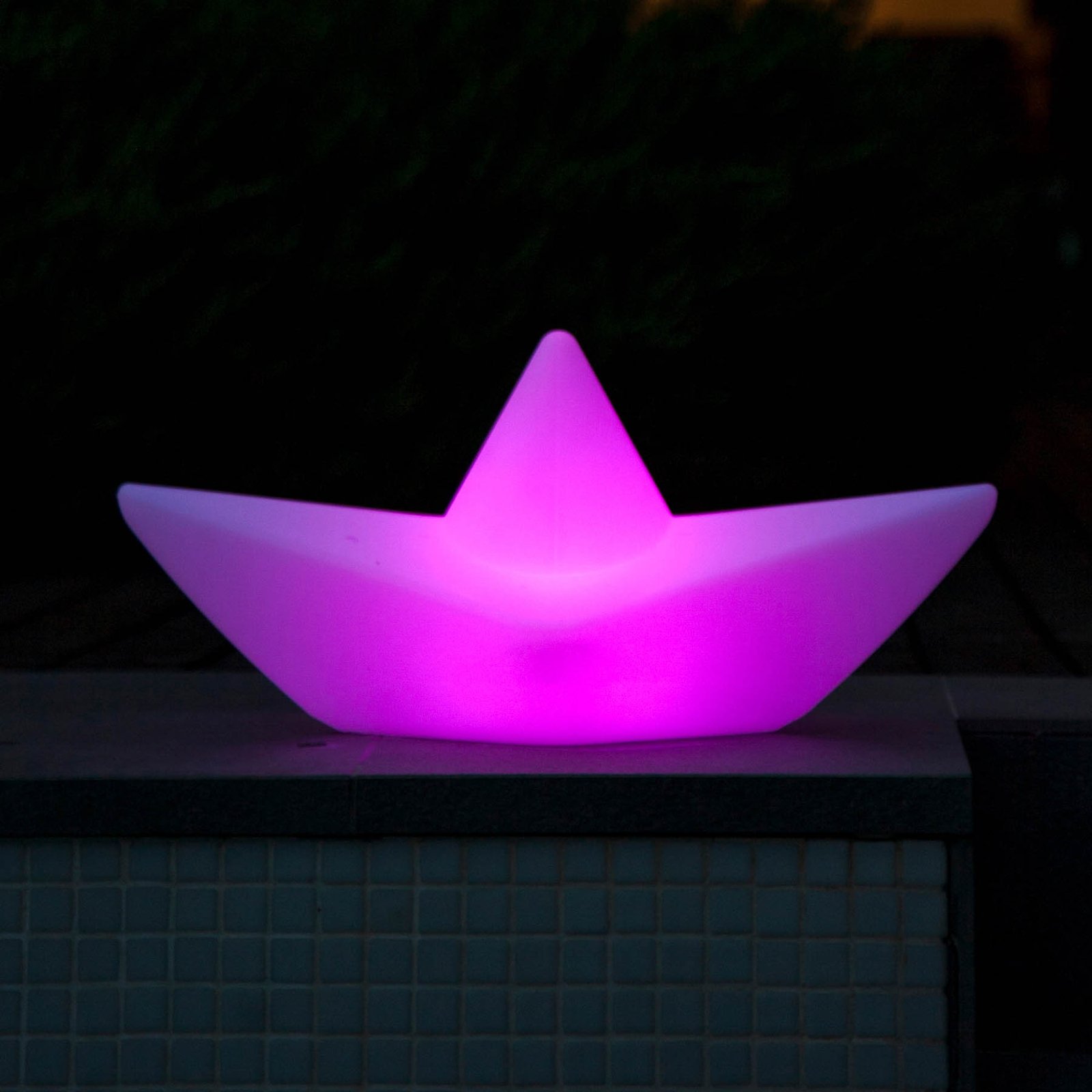 Dobíjateľné LED svetlo Lampa BOAT, plávajúca, RGBW
