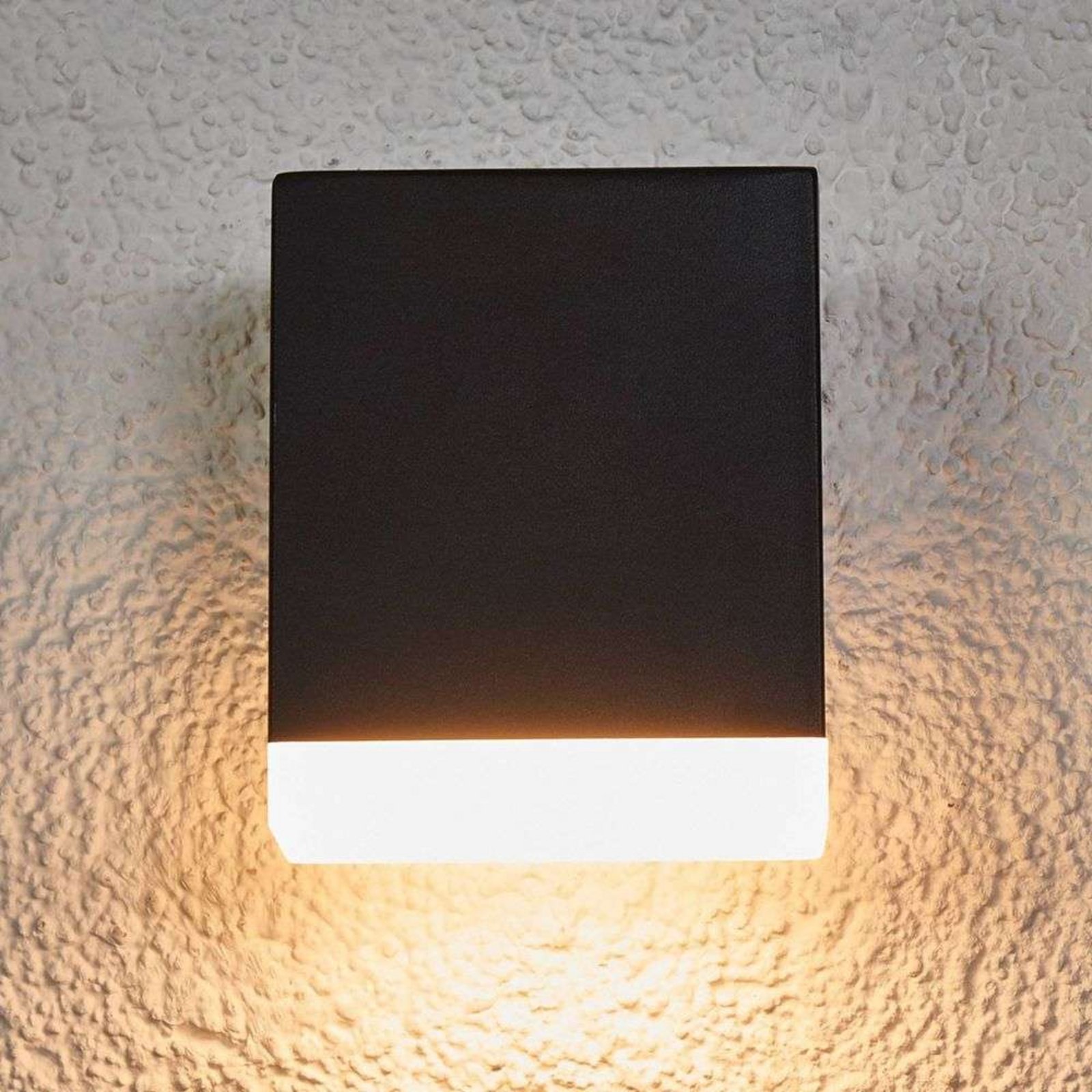 Aya LED Aplica de Exterior Black - Lindby