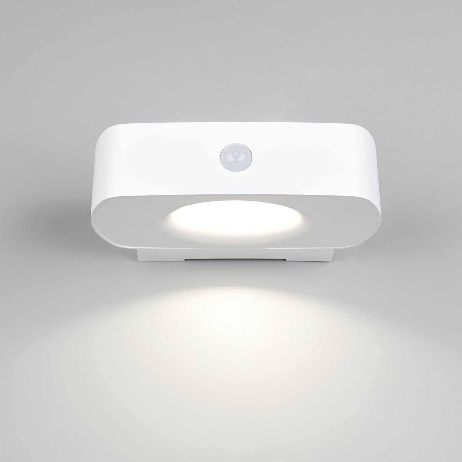 Bilbao solar wall light, white, height 6 cm, sensor, up/down