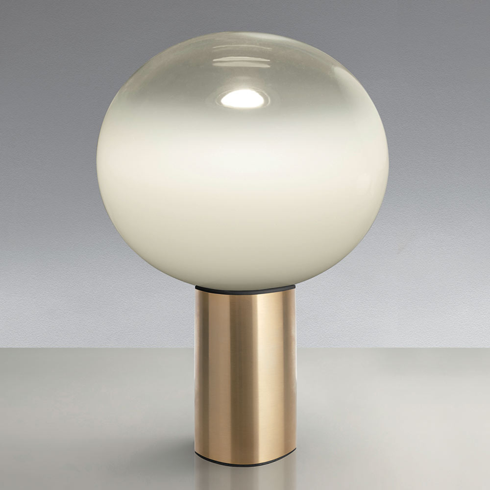 Artemide Laguna 26 table lamp