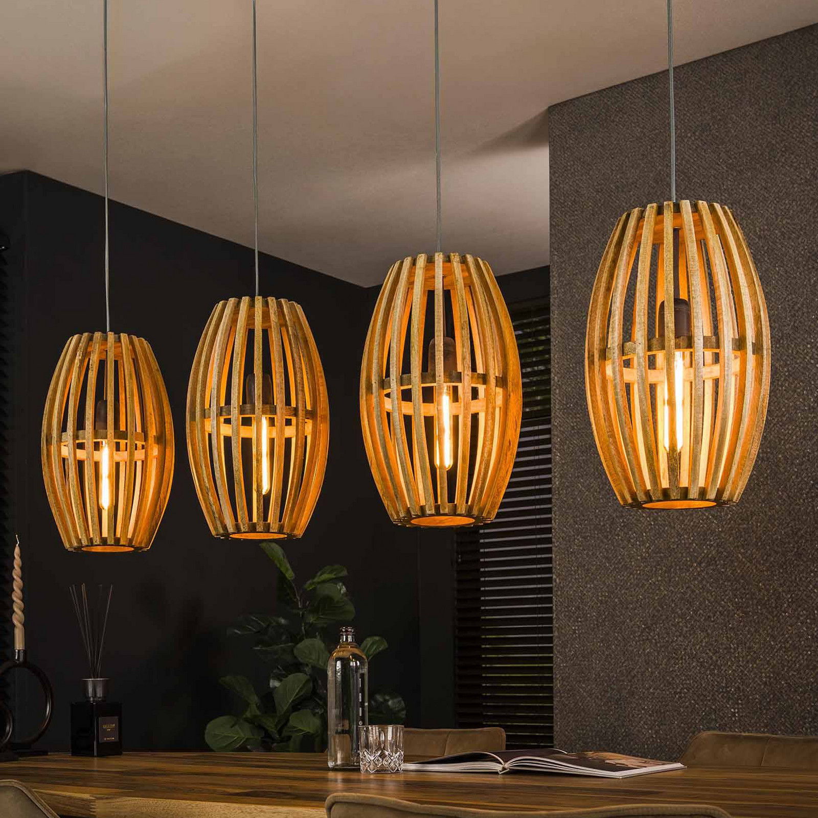 Zijlstra Lampă suspendată Orbit lemn natural de mango lungime 135 cm 4 becuri. - Camera de zi / sufragerie - modern - lemn deschis negru