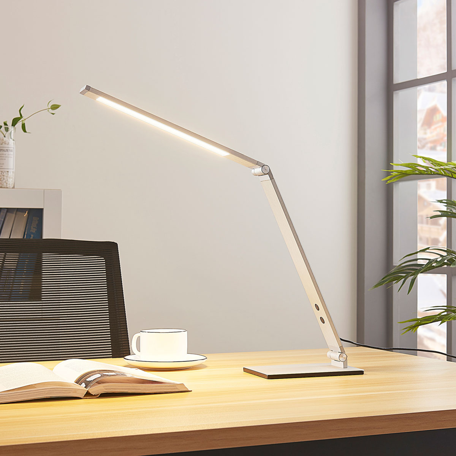 Lucande Aluminium LED desk lamp Nicano with dimmer, for Workroom / Office, aluminium, 8 W, energy efficiency: A+, W: 12 cm, H: 39 cm