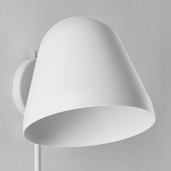 Nyta Tilt Wall Short Wandleuchte mit Stecker