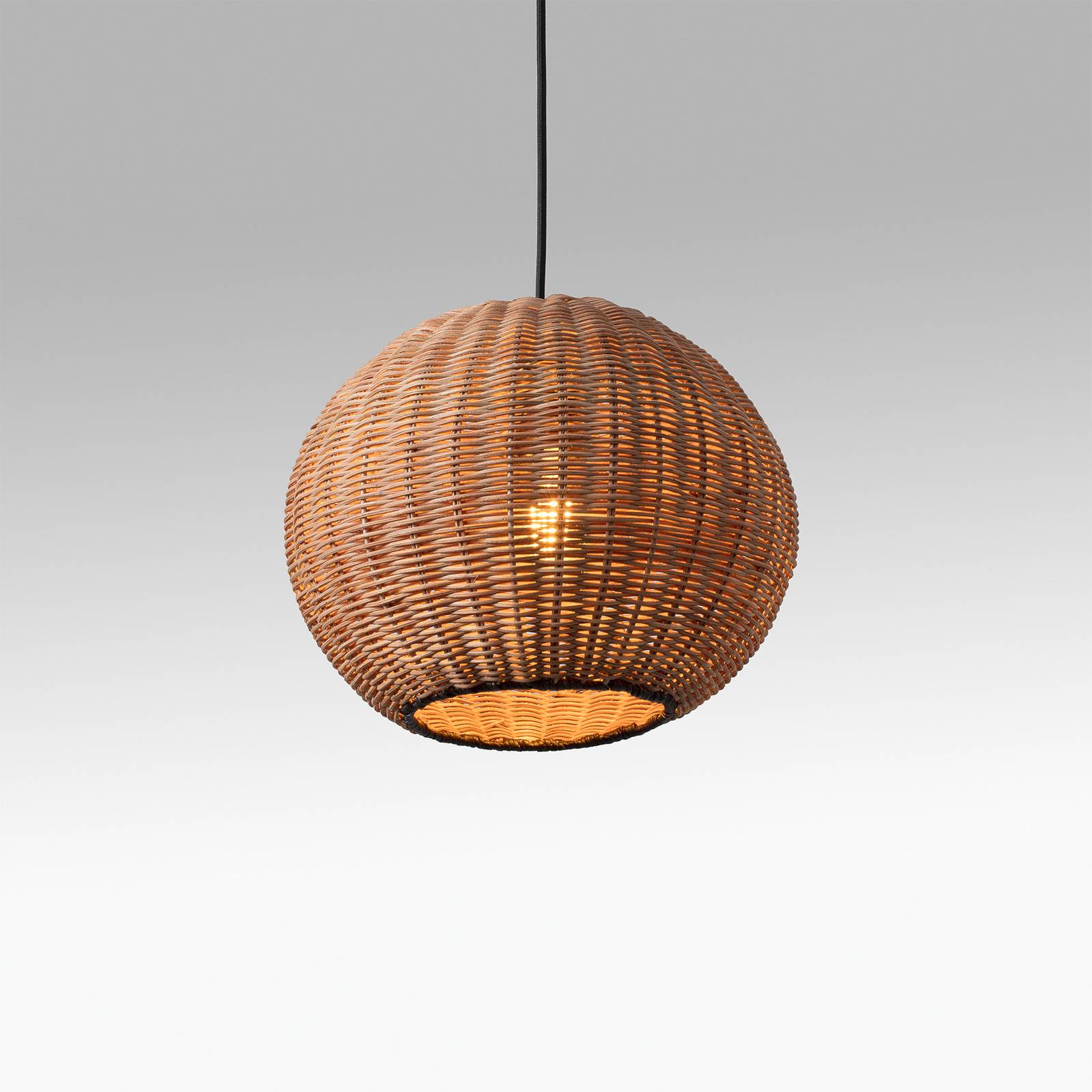 Lampa wisząca Haka z rattanowym kloszem, Ø 30 cm