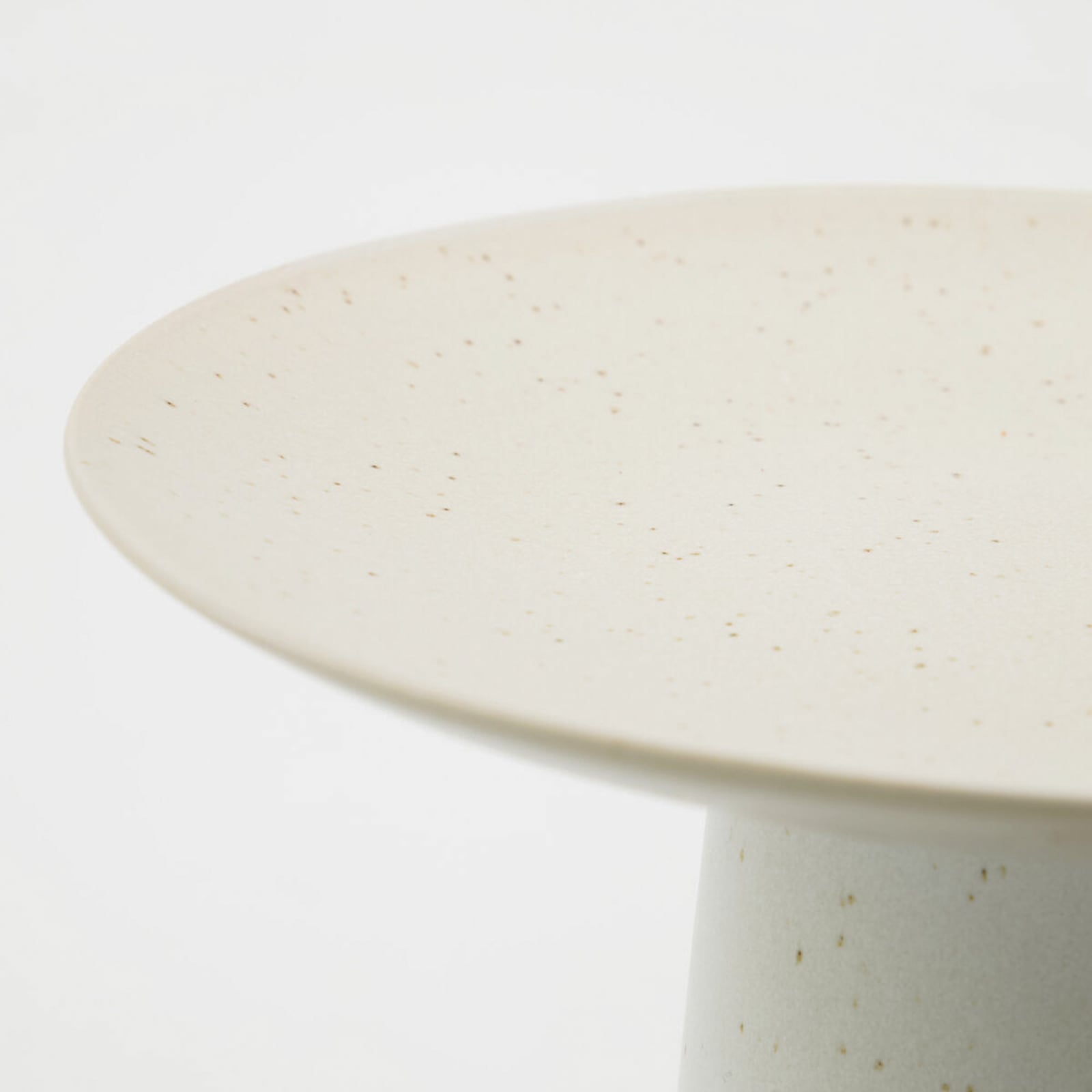 Prato com pé Ø 23 cm, grés, creme - House Doctor