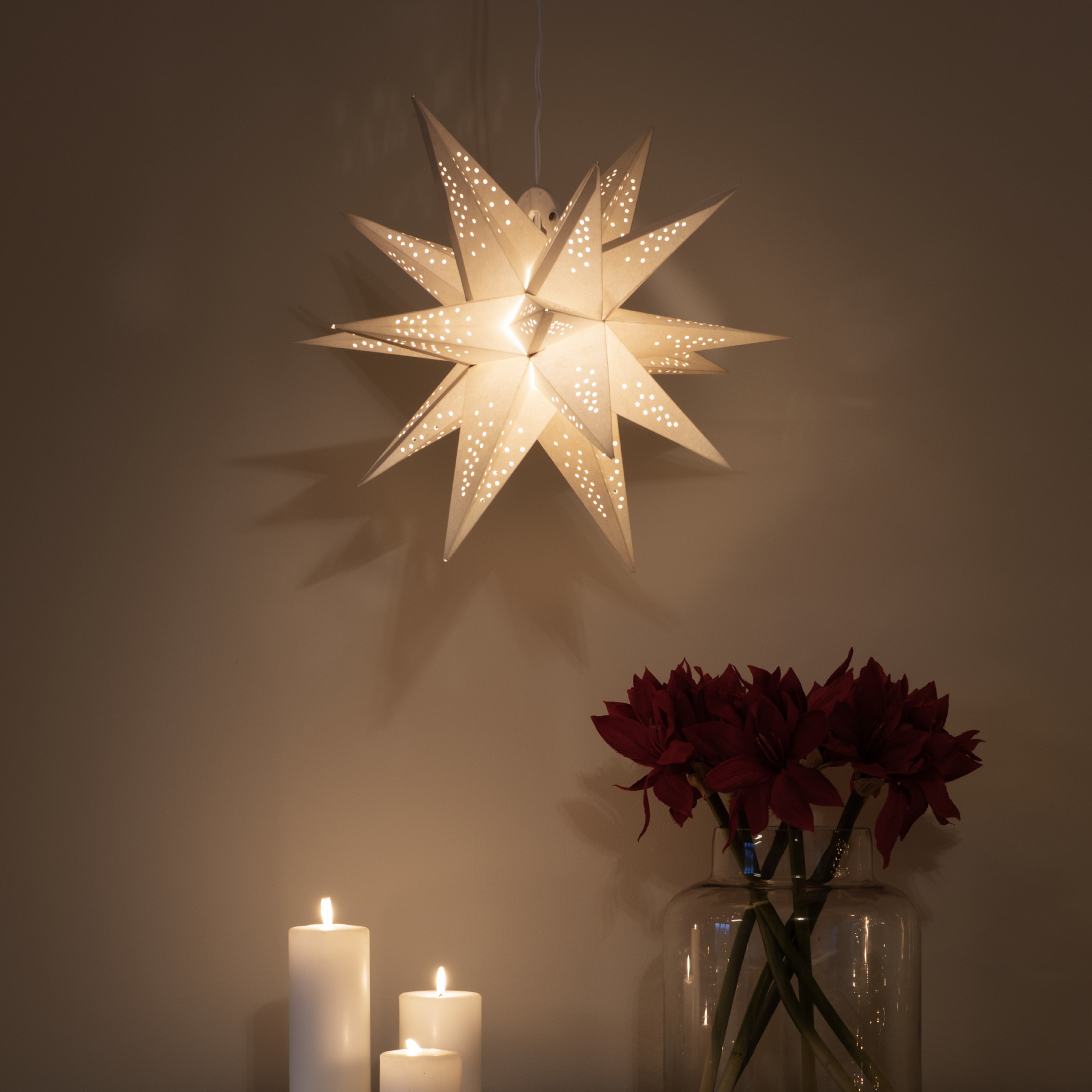 LED svietidlo Papierová hviezda 3D biela, stmieva