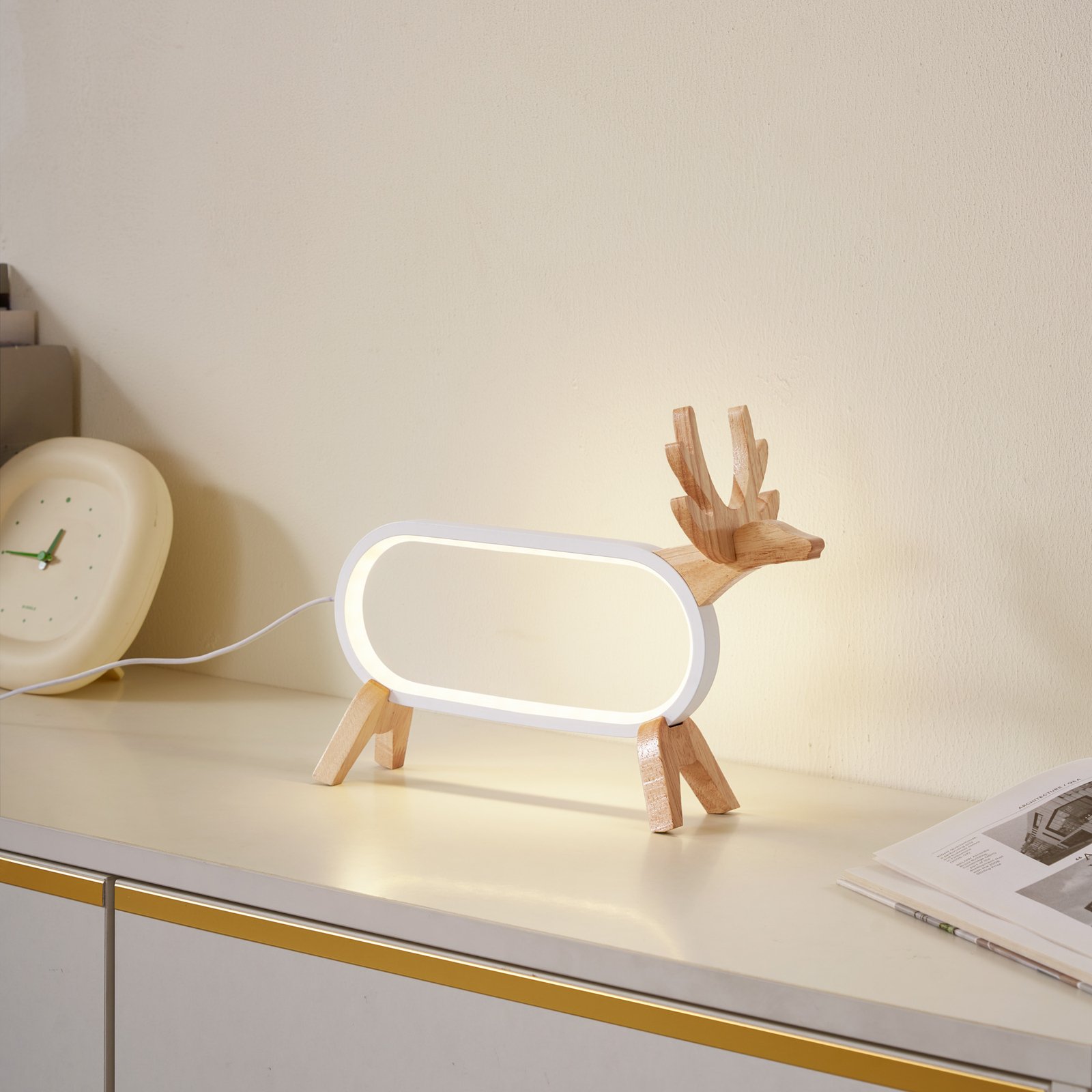 Lindby lampe de table LED Hirvi, blanc, bois, longueur 31 cm