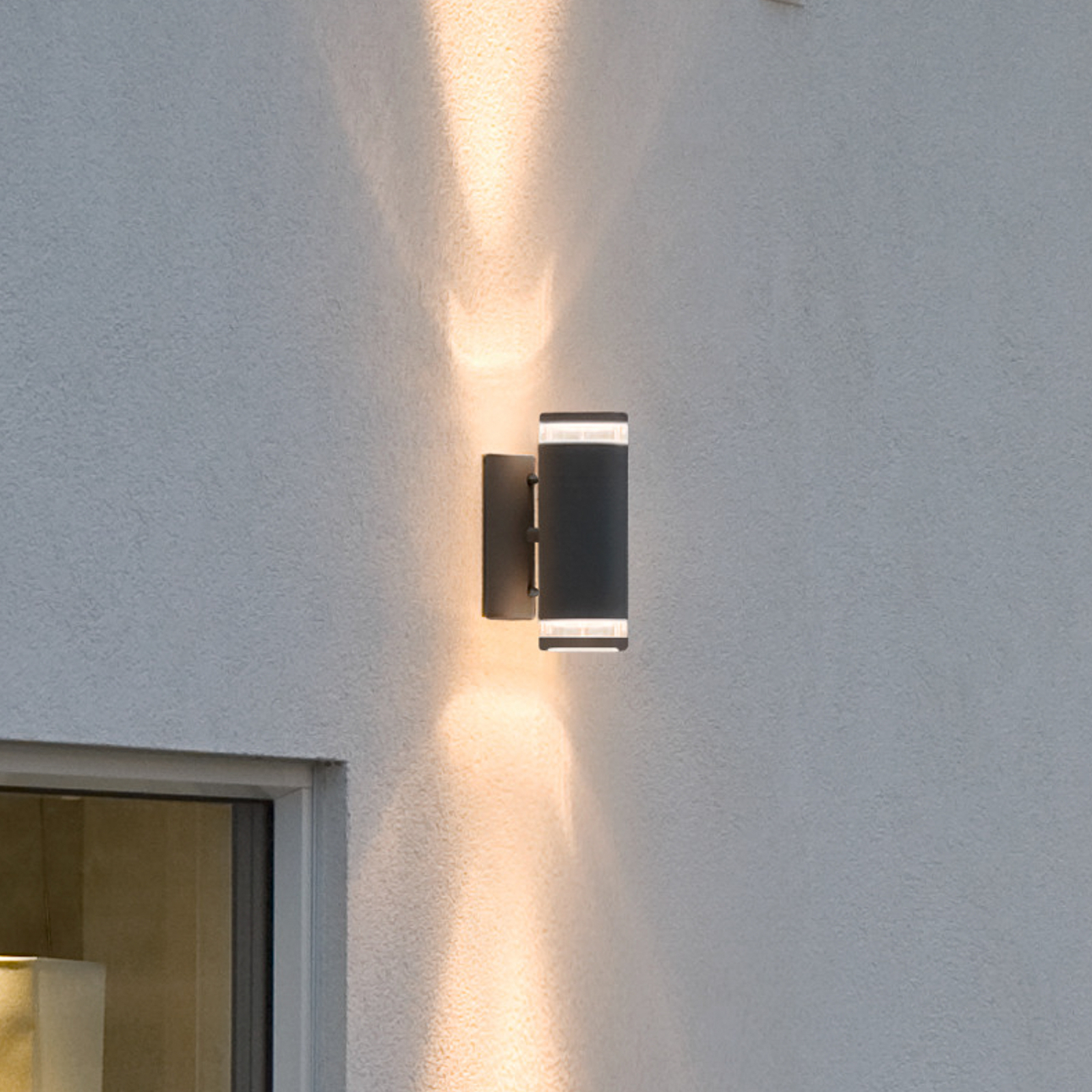 Modena outdoor wall light with slit, 2-bulb, black